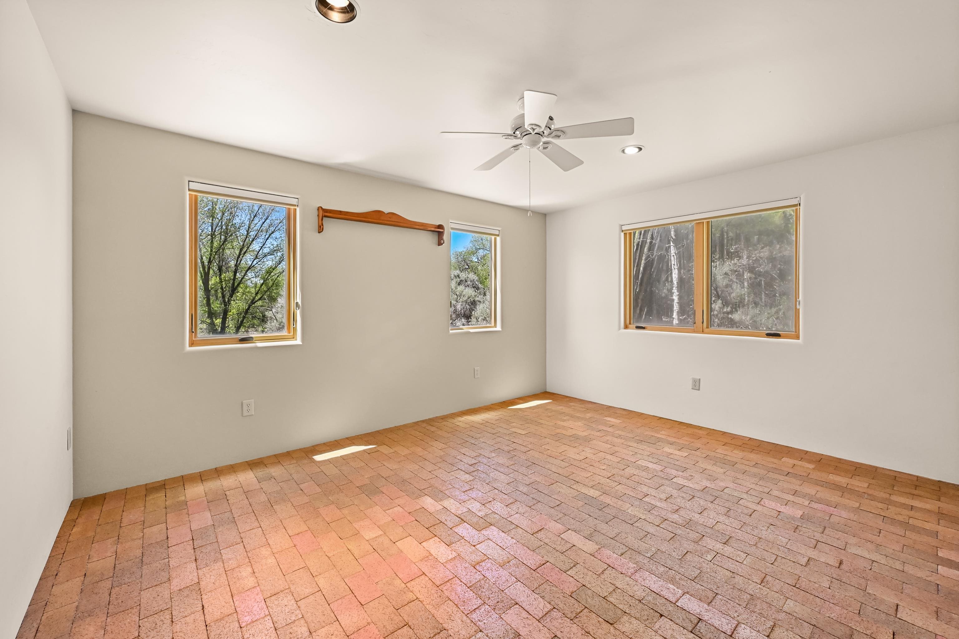 215 Mariposa Place Unit: 8