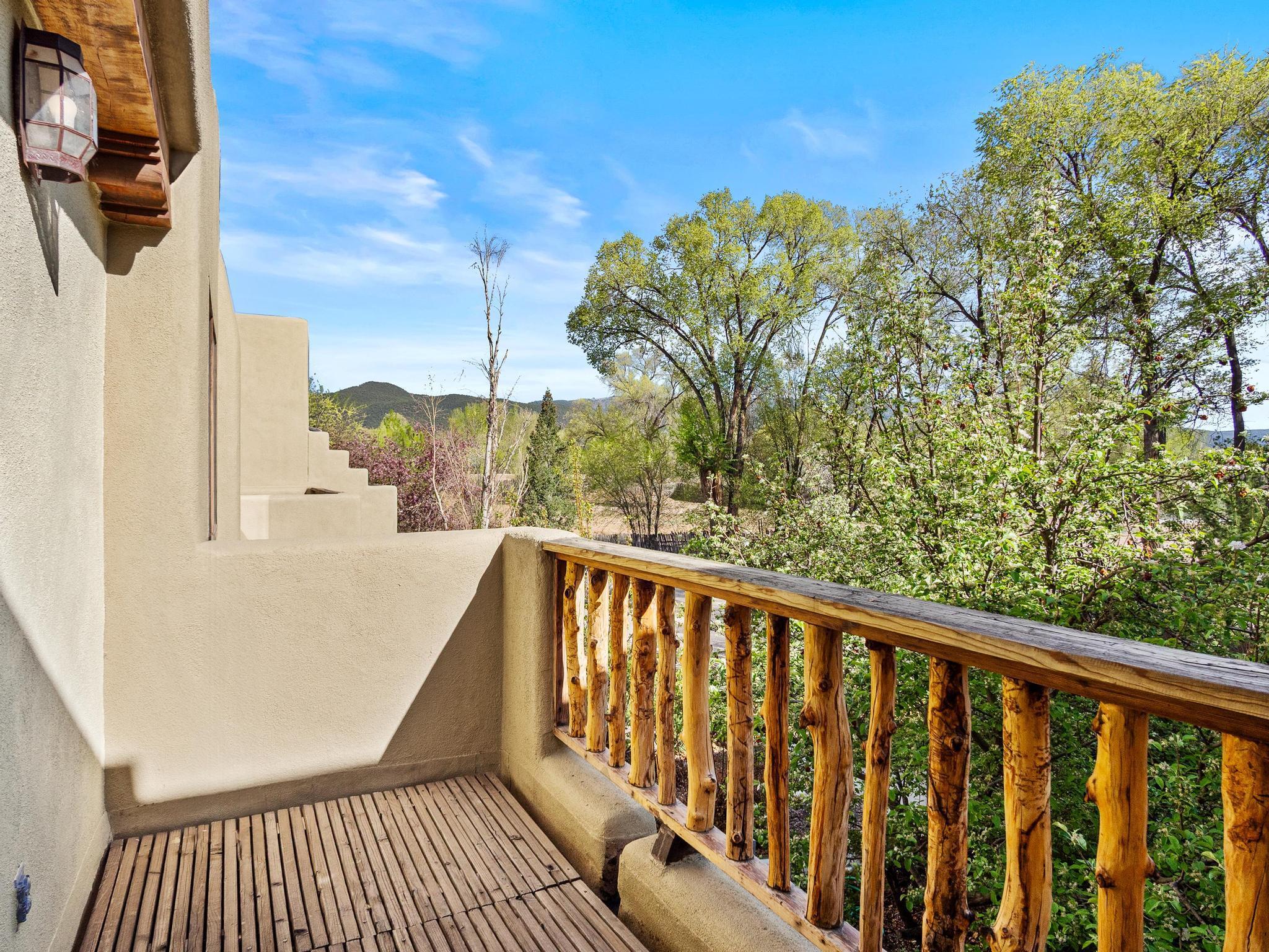 114 Las Cruces Rd Unit D