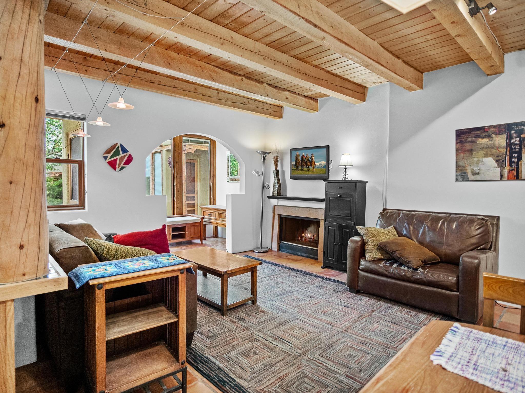 114 Las Cruces Rd Unit D