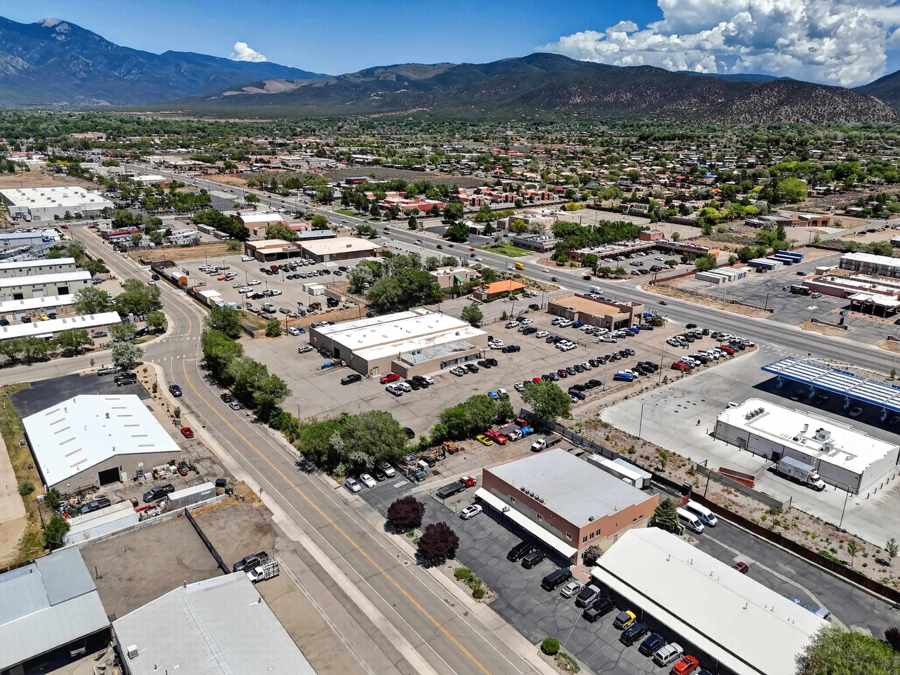 1040 Paseo del Puebllo Sur