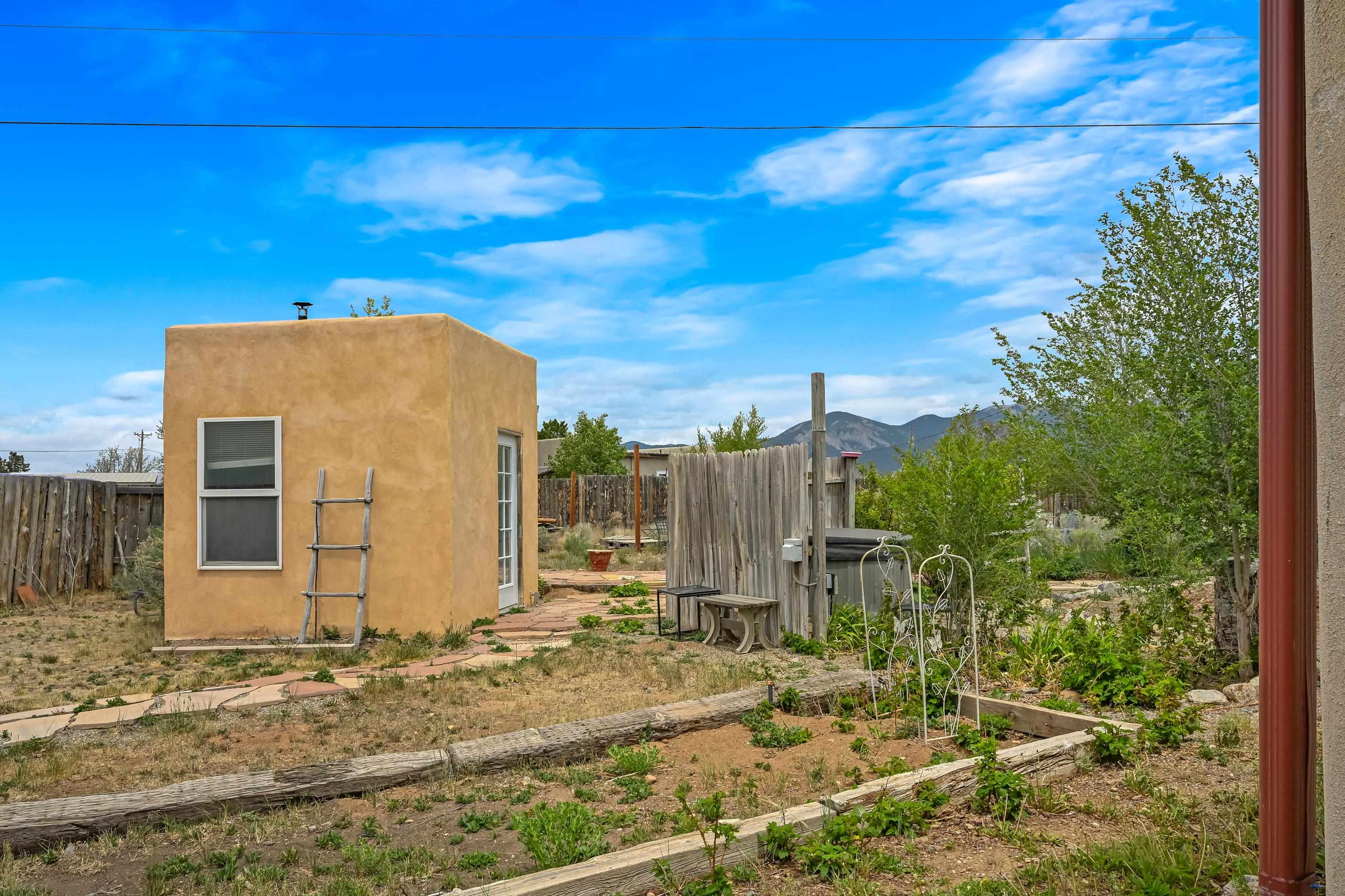 1 Turquoise Lane