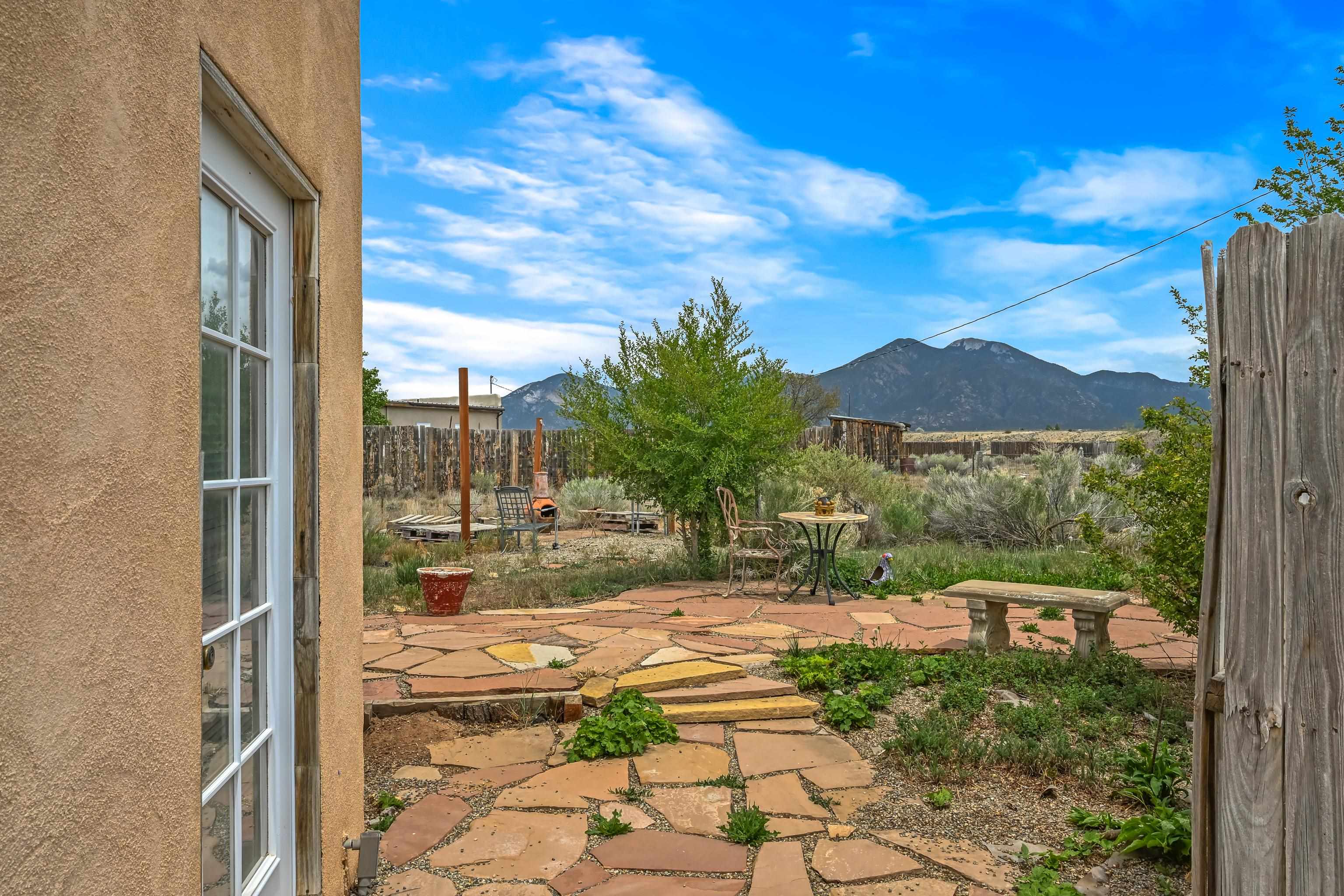 1 Turquoise Lane