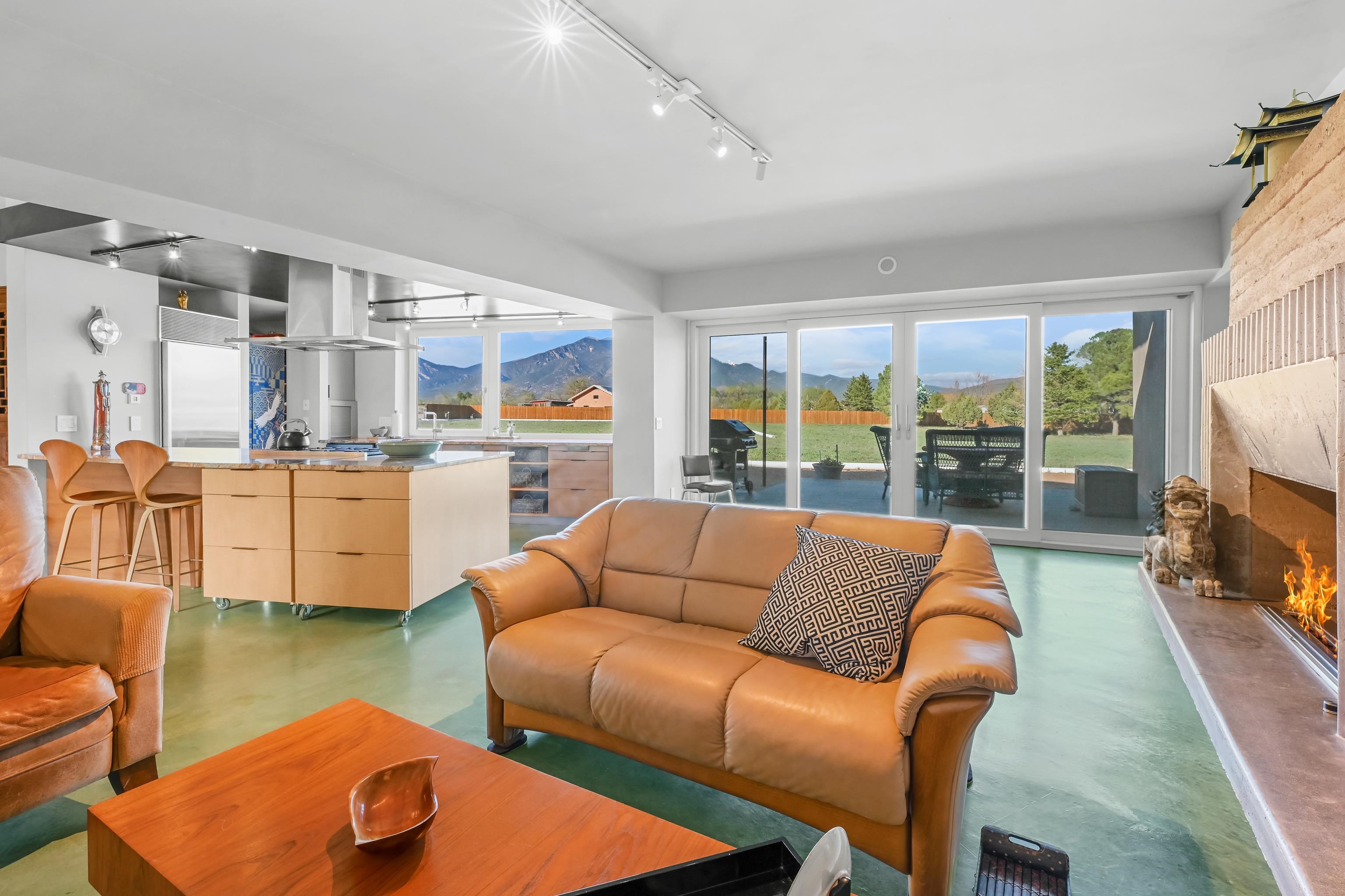 3 Alegro Place