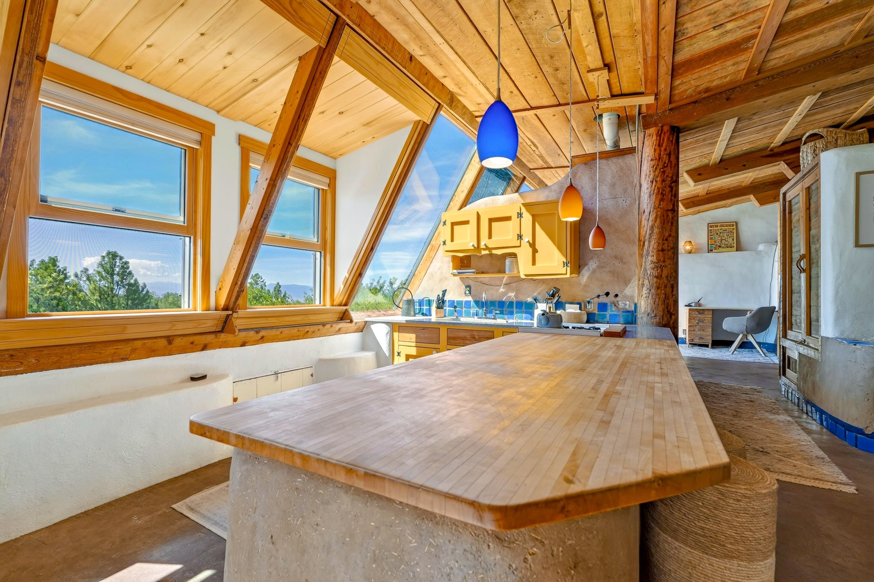 300 Gallina Canyon Road