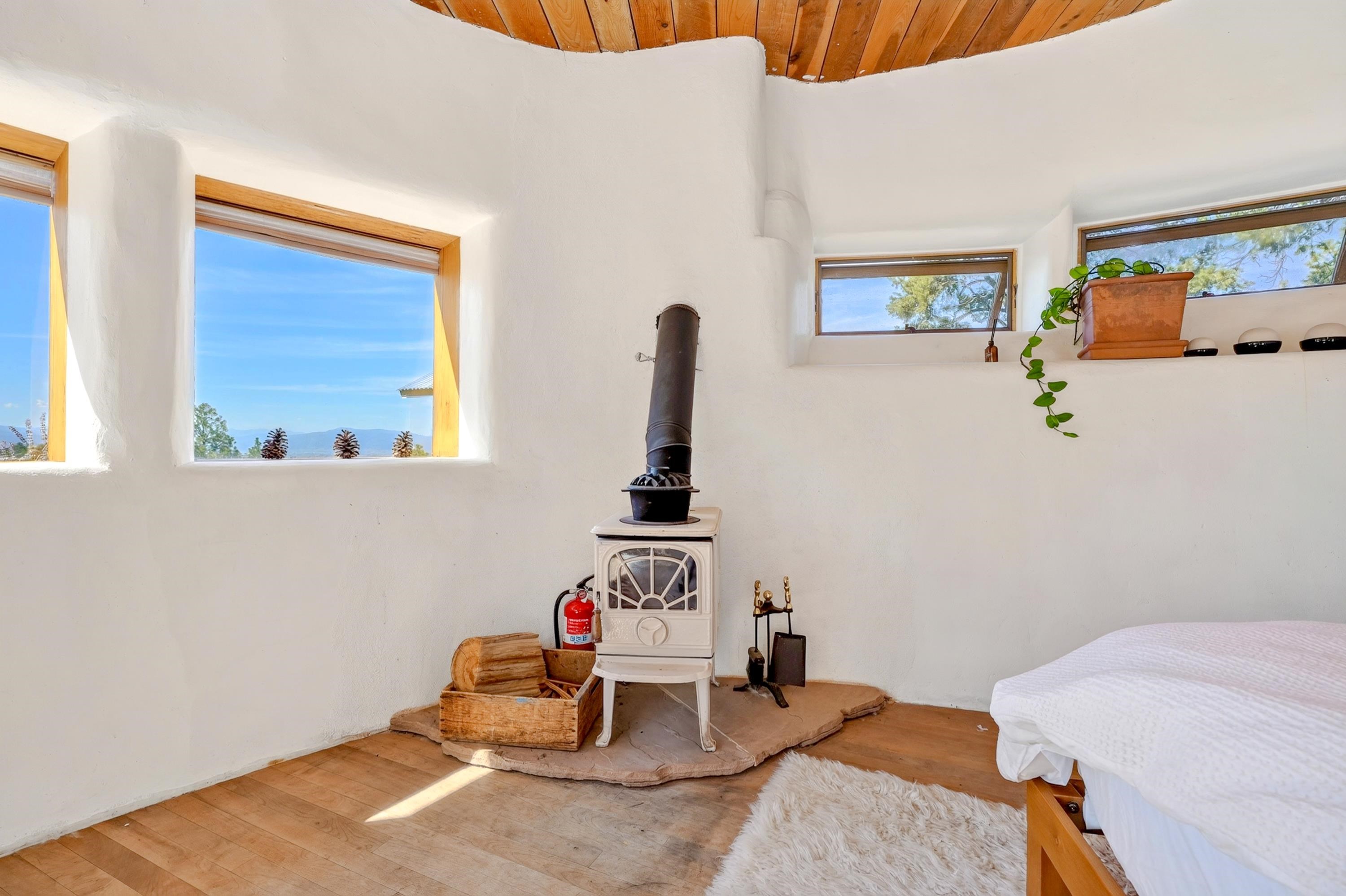 300 Gallina Canyon Road