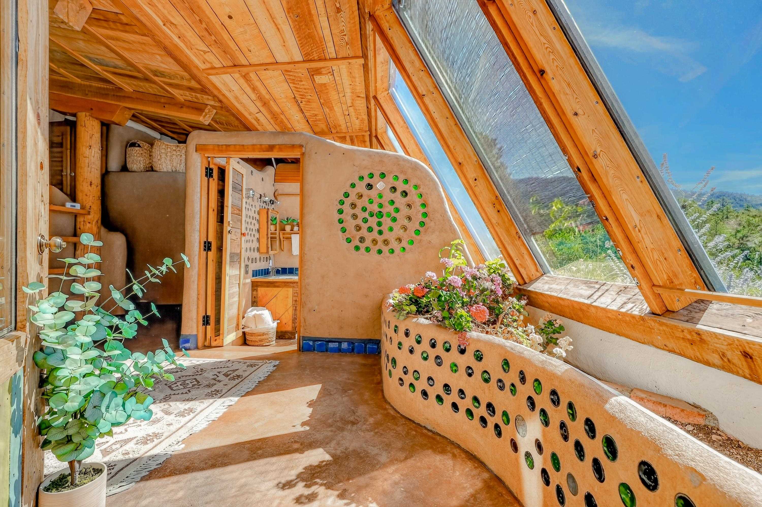 300 Gallina Canyon Road