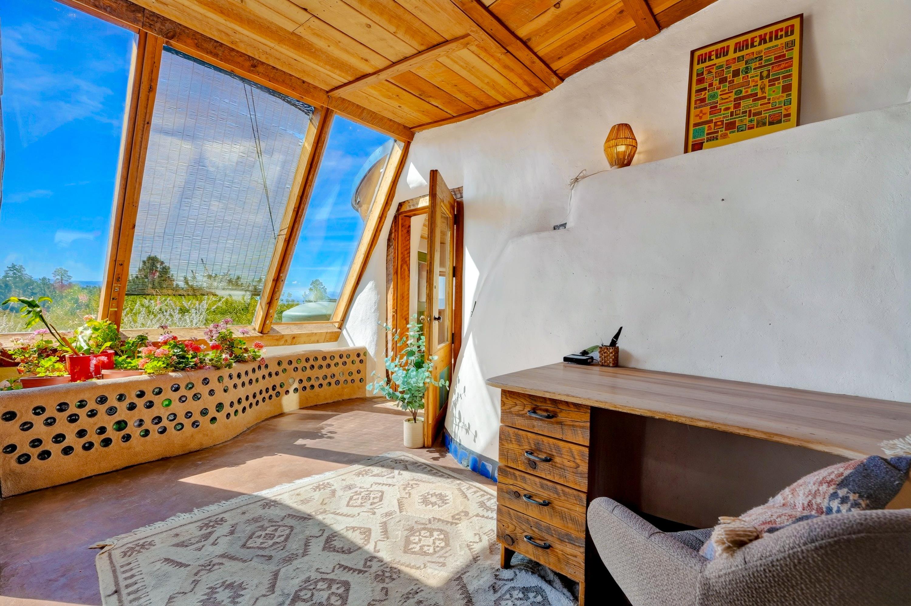 300 Gallina Canyon Road