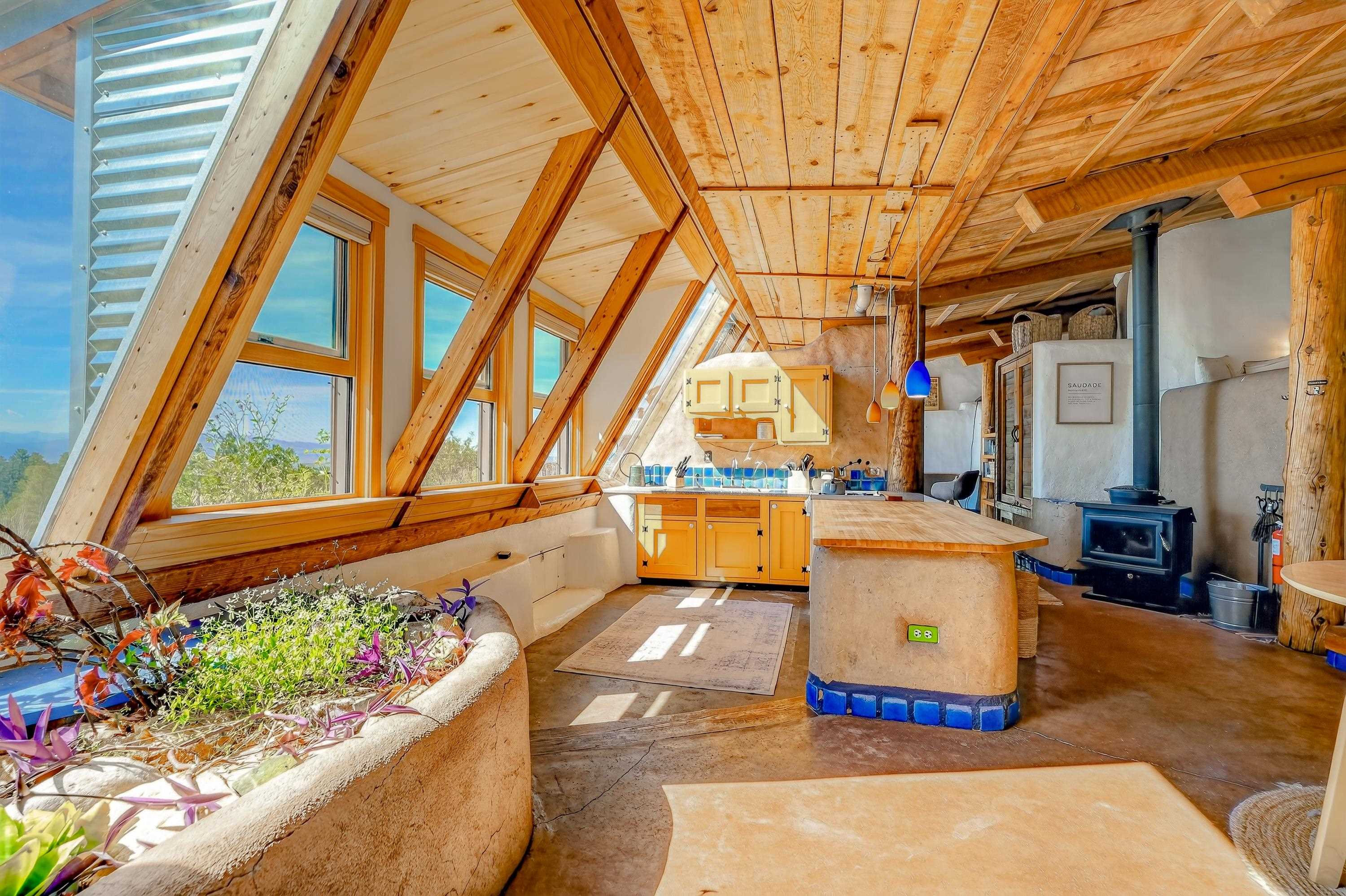 300 Gallina Canyon Road