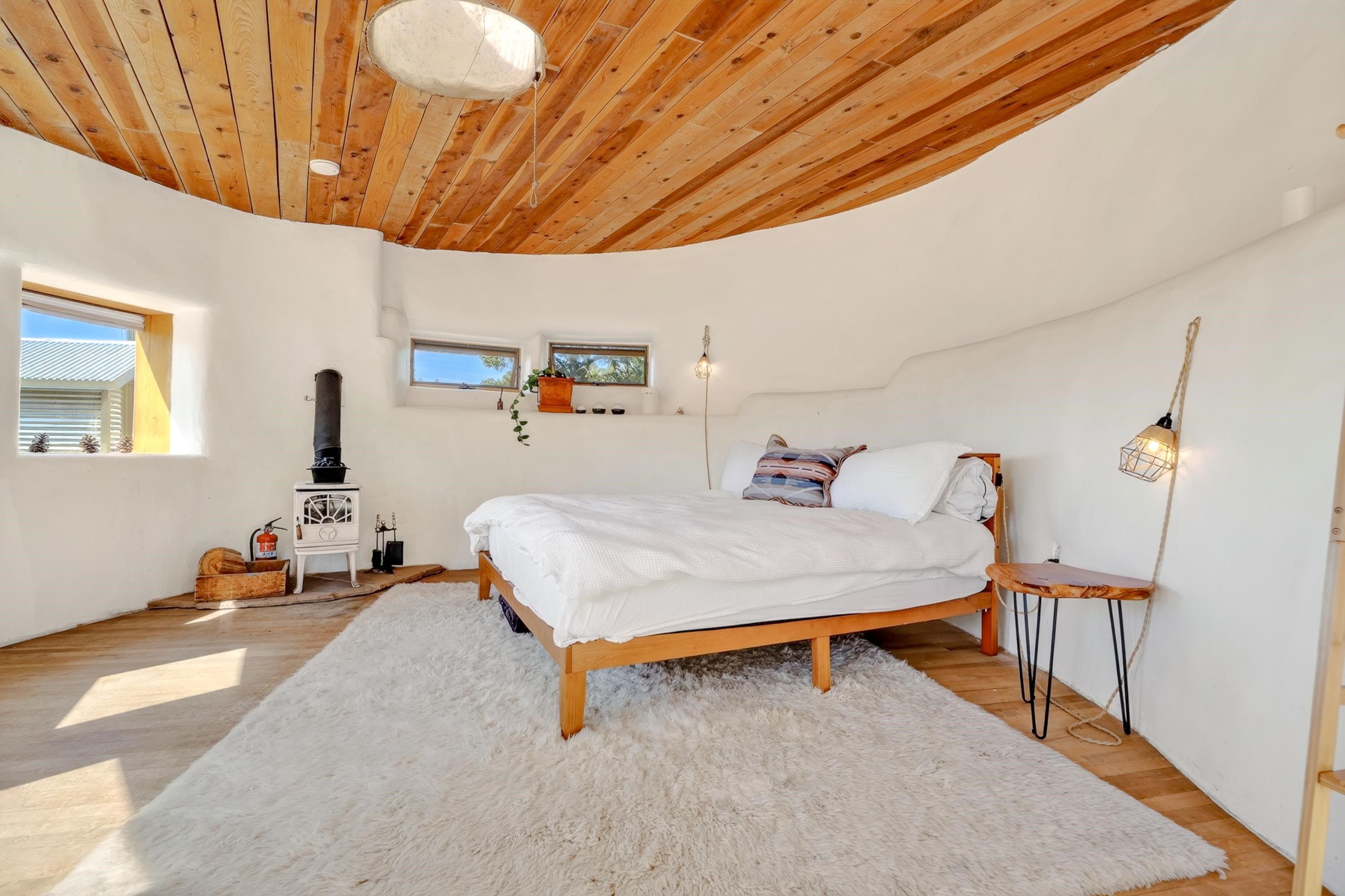 300 Gallina Canyon Road
