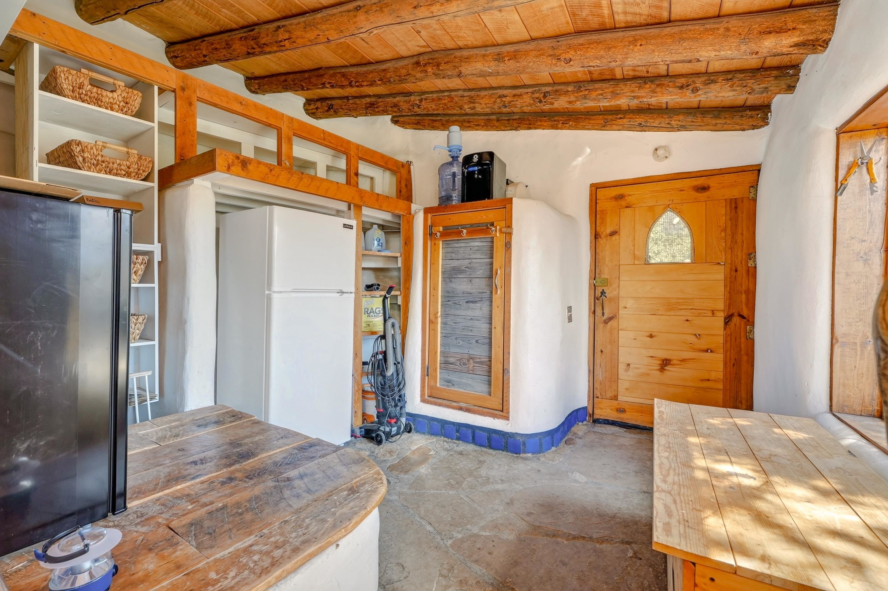 300 Gallina Canyon Road