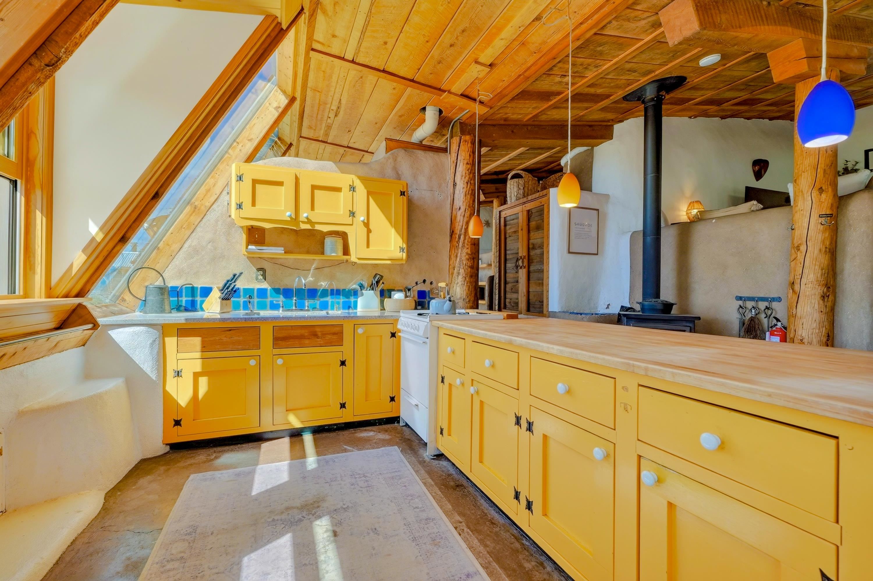 300 Gallina Canyon Road