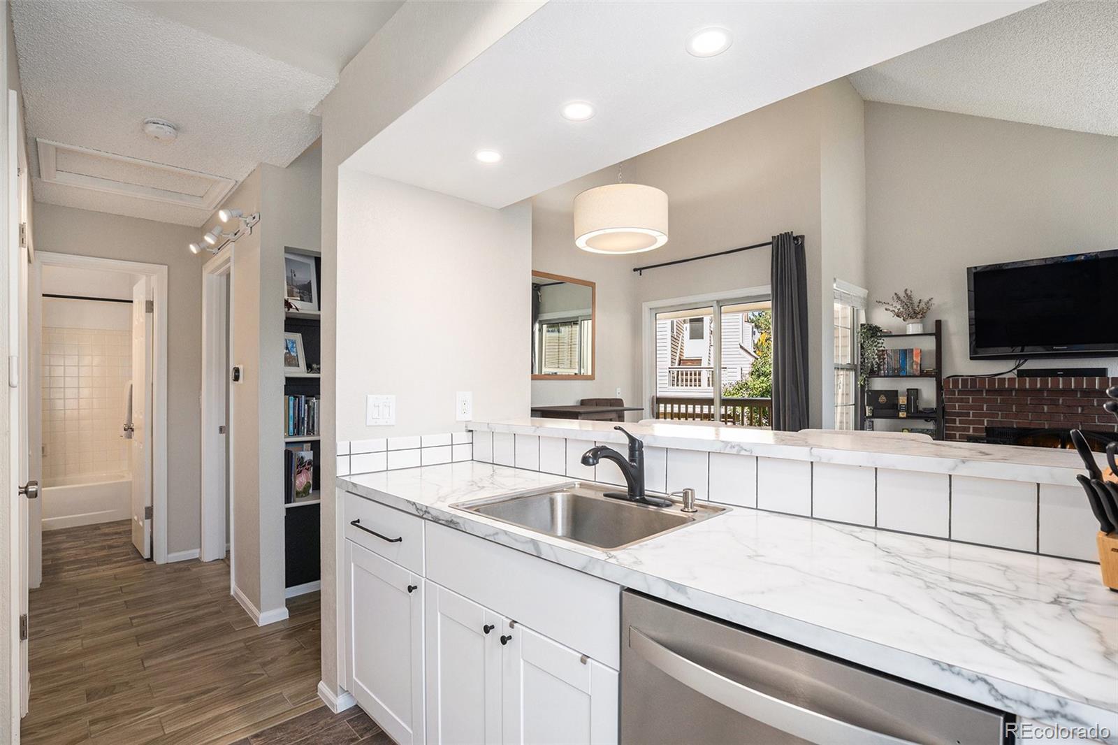 1005 S Miller Street Unit: 202