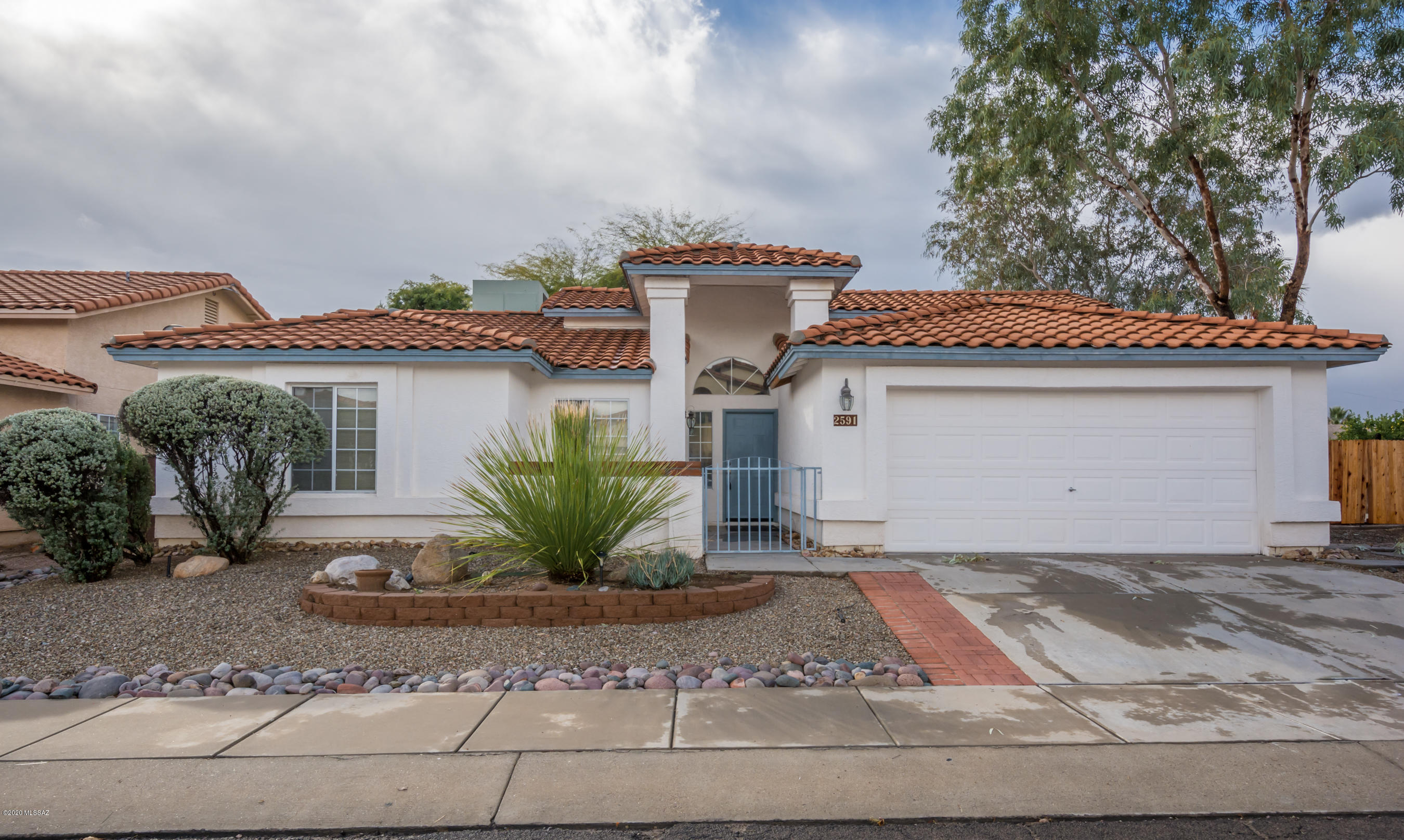 2591 W Camino De La Joya