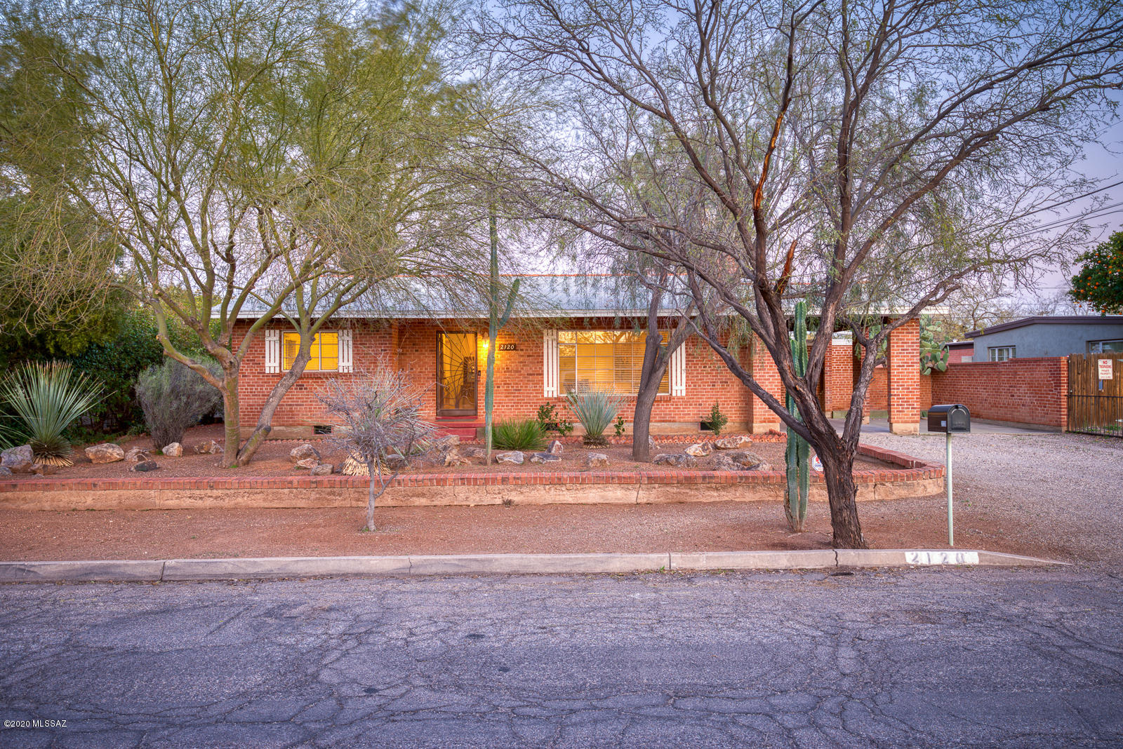 2120 N Norton Avenue