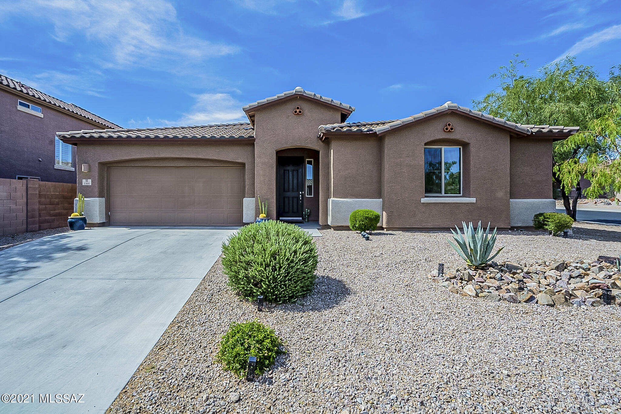 3366 W Fledgling Drive