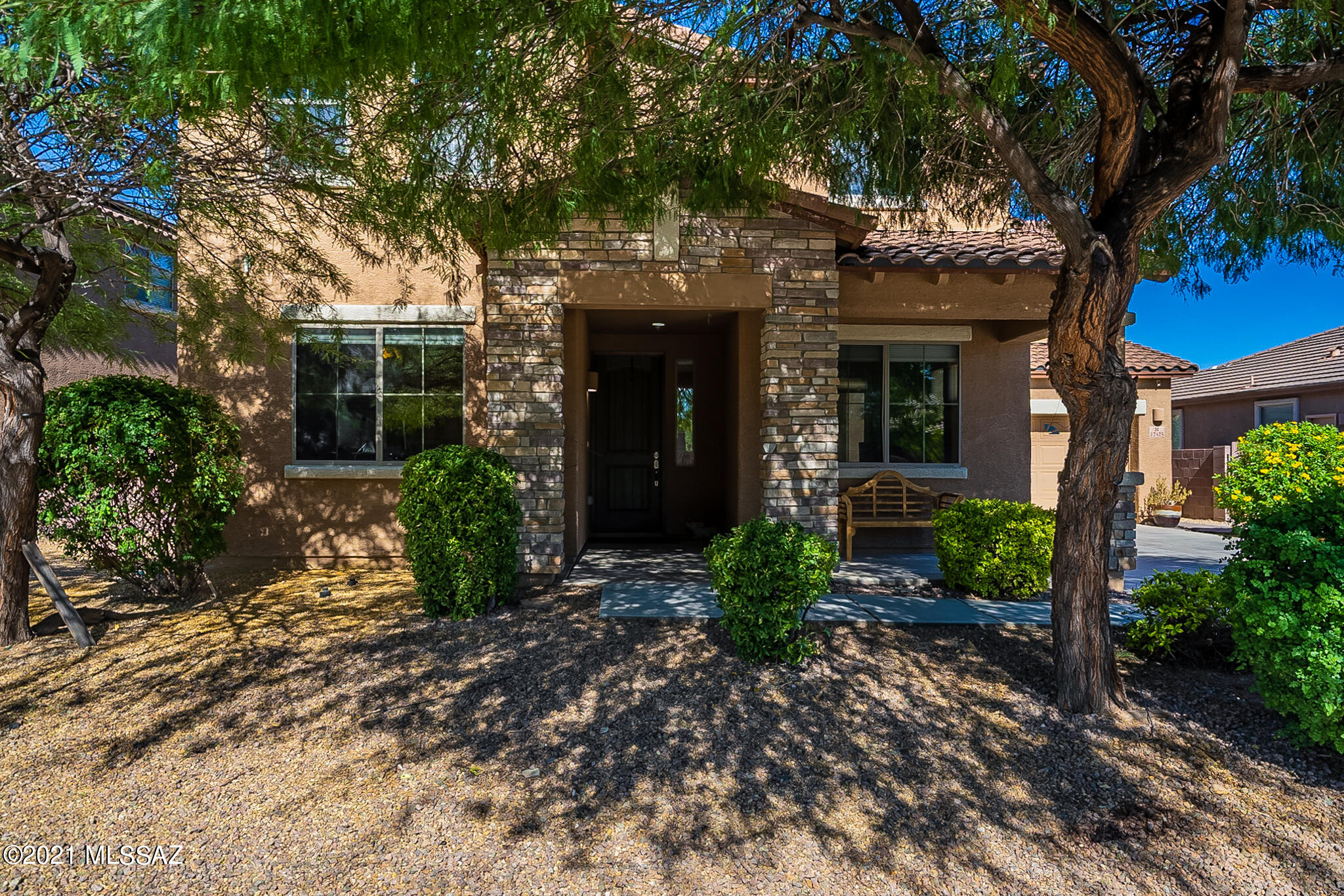 12423 N Wing Shadow Lane