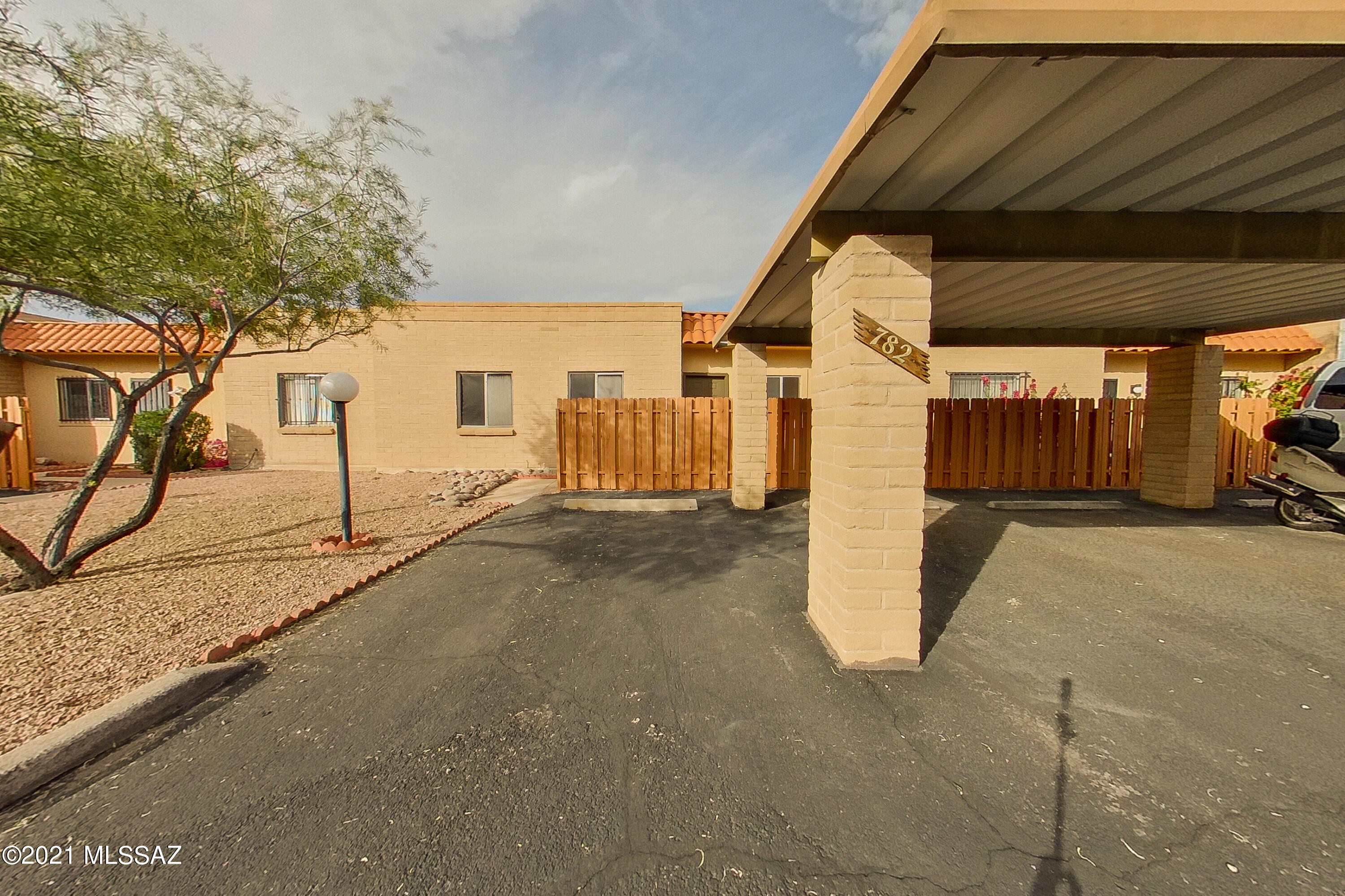782 S Pantano Road