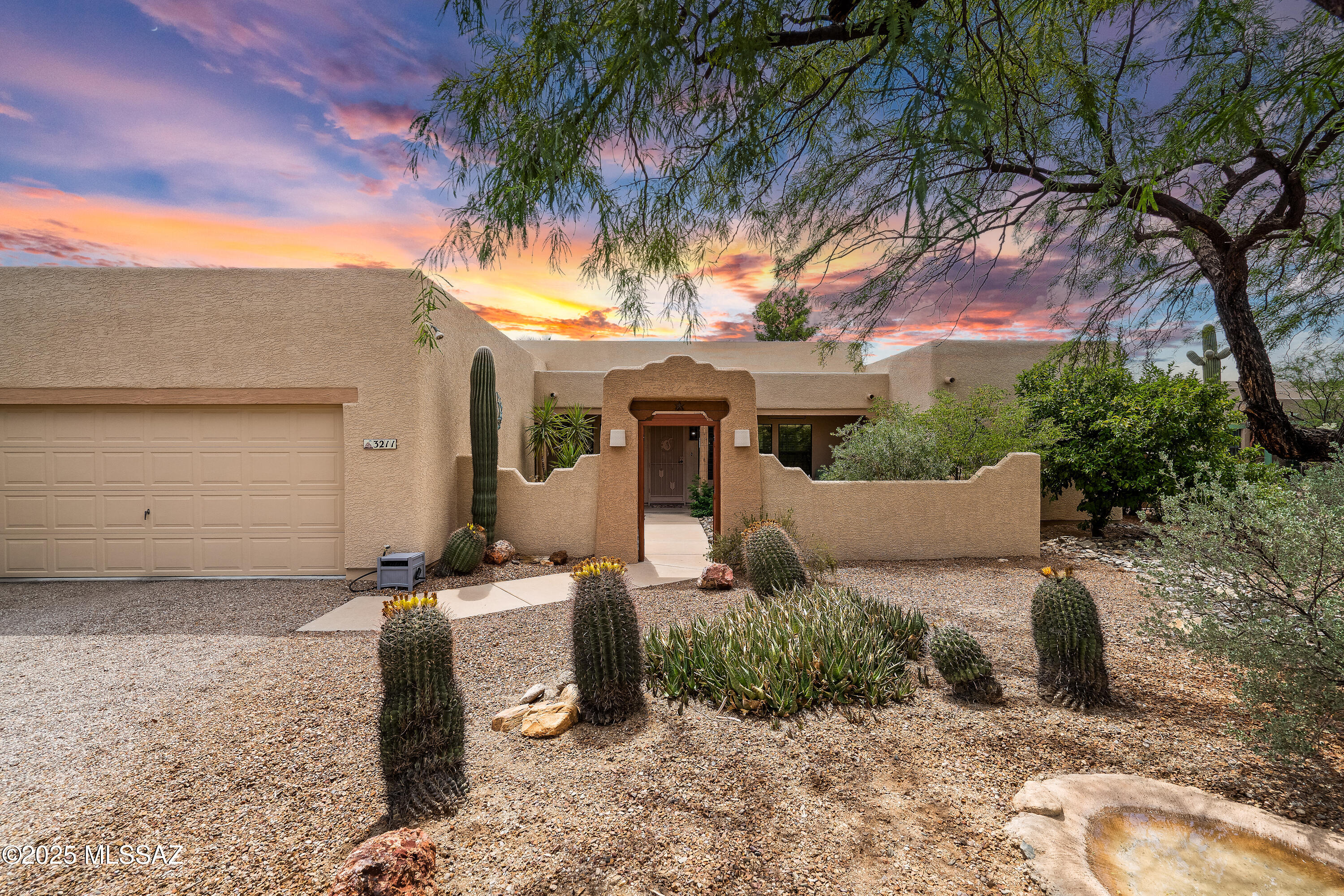3211 W Picasso Place