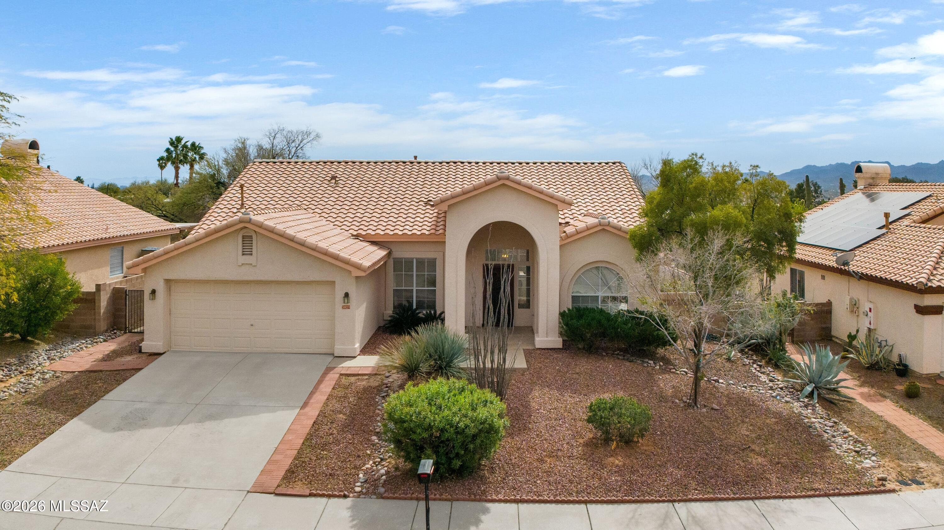 3021 W Corte Madelena