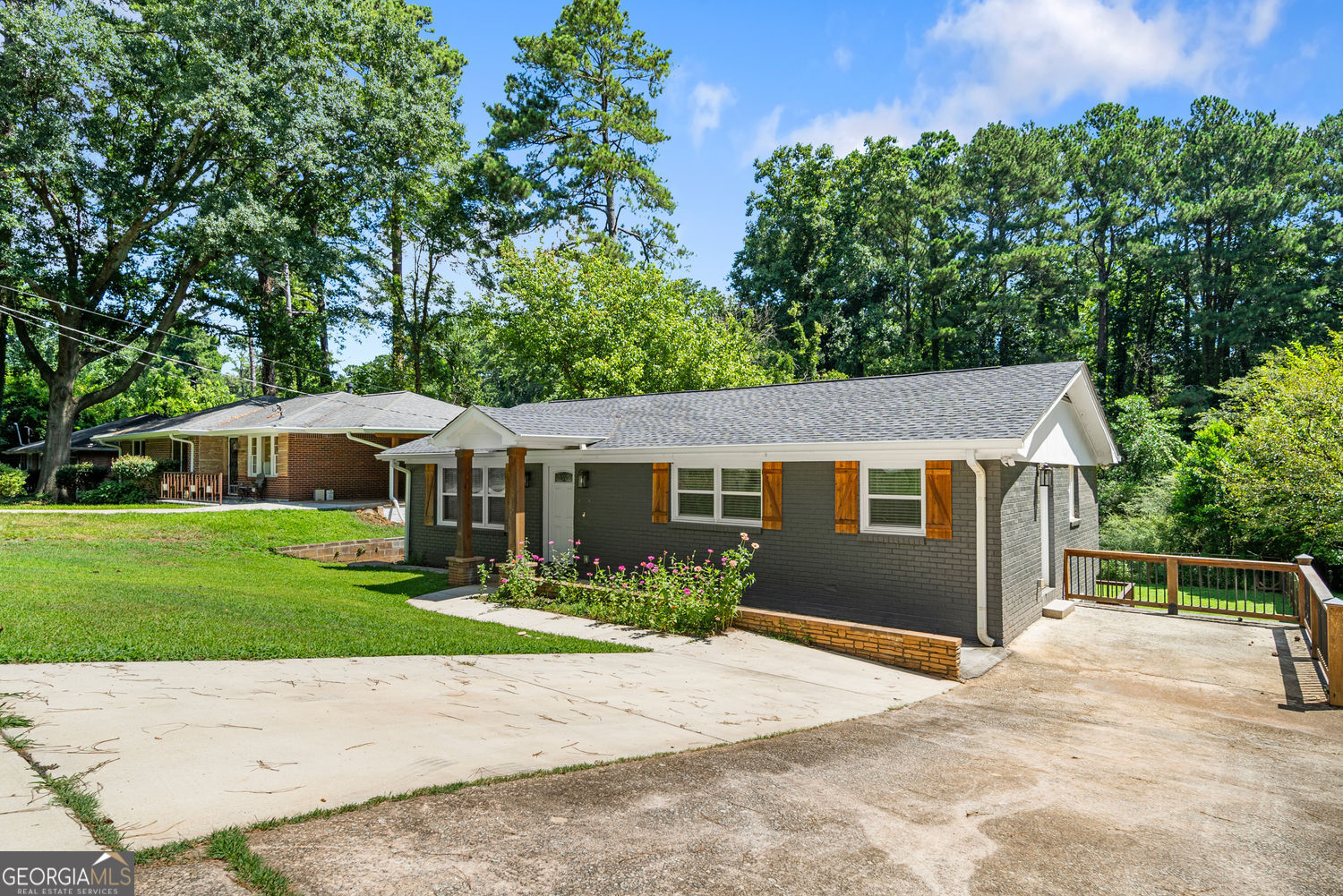 2128 Mark Trail Trail