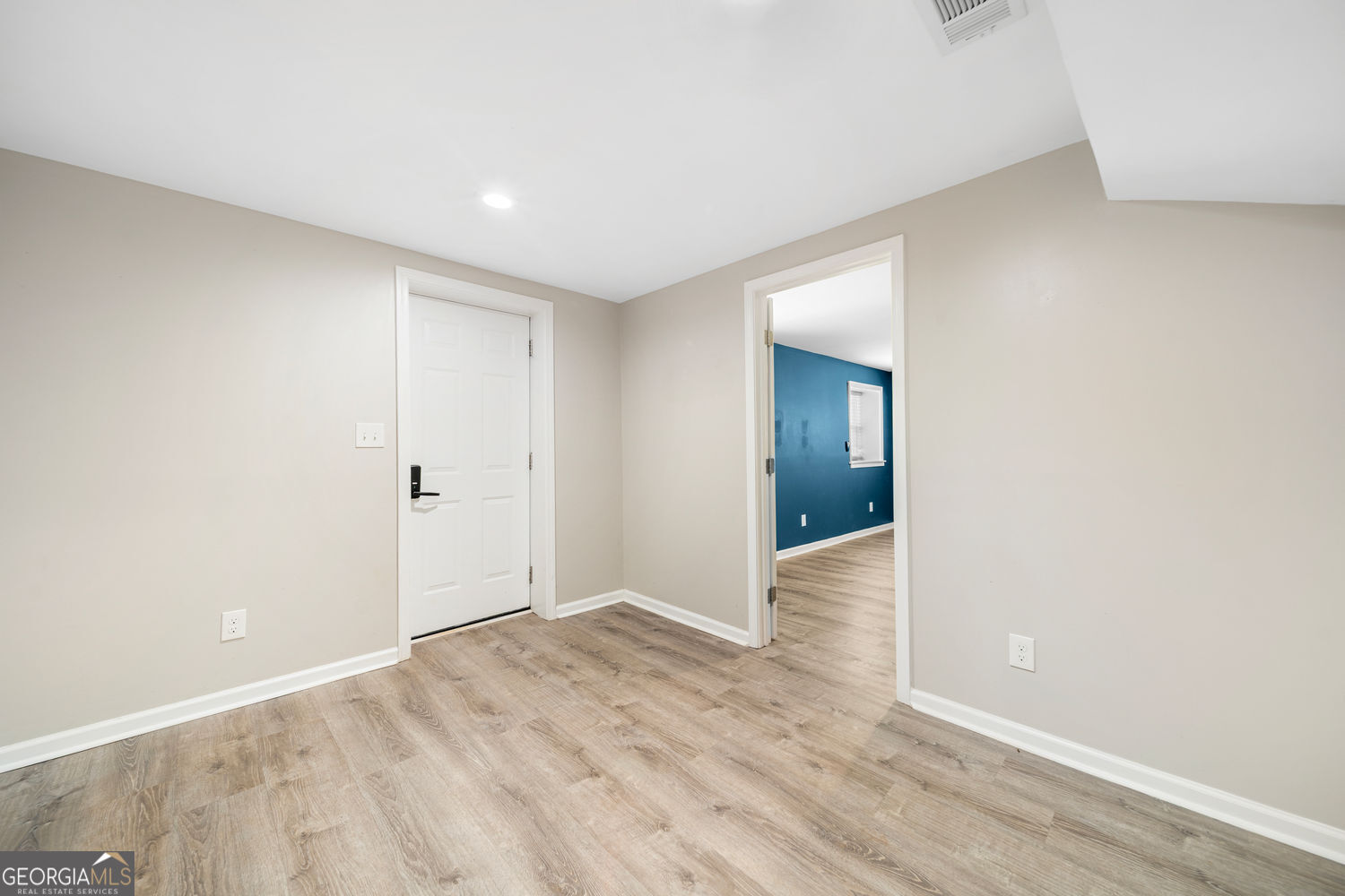 2128 Mark Trail Trail