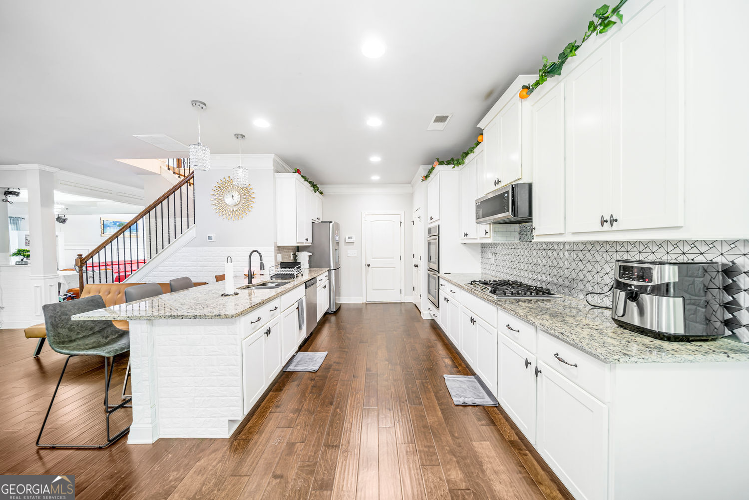 2328 Braunsroth Lane