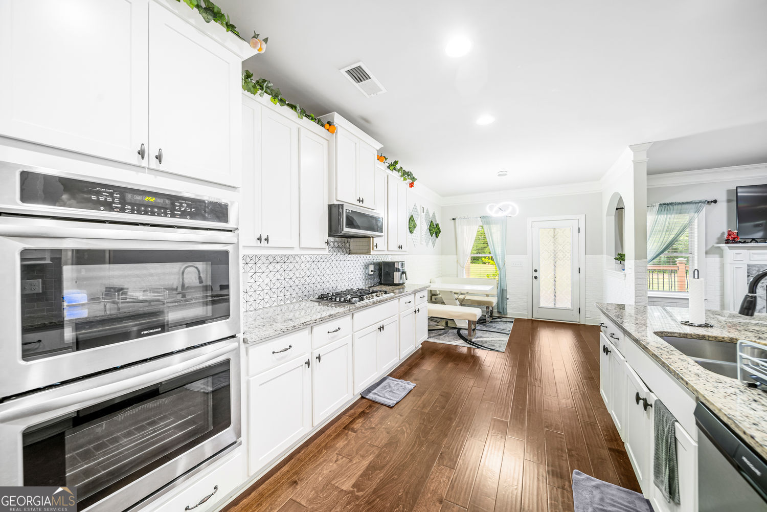 2328 Braunsroth Lane