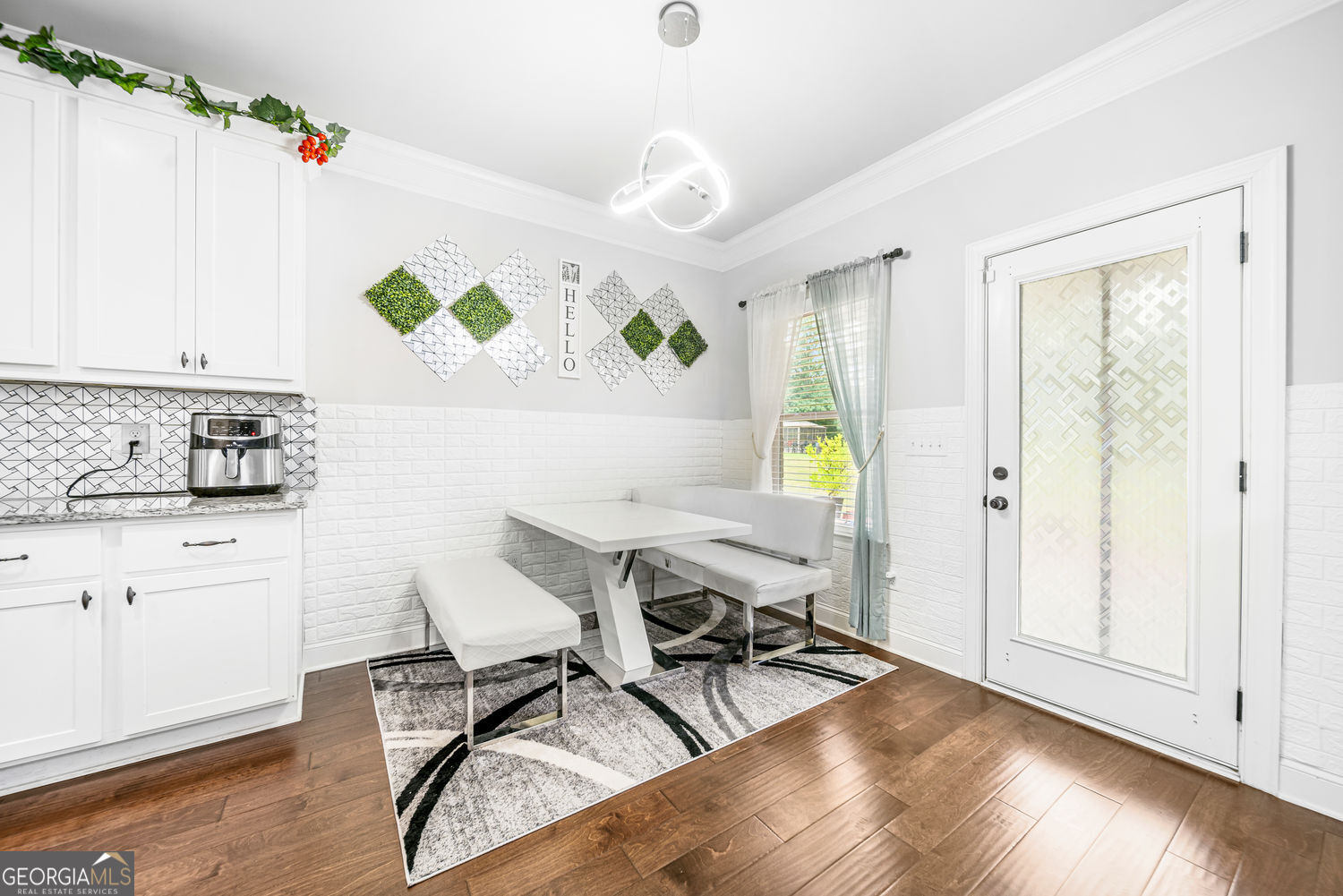 2328 Braunsroth Lane