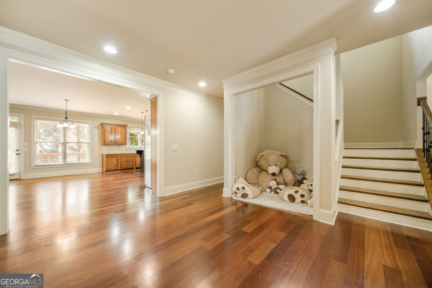 2061 Vicarage Lane