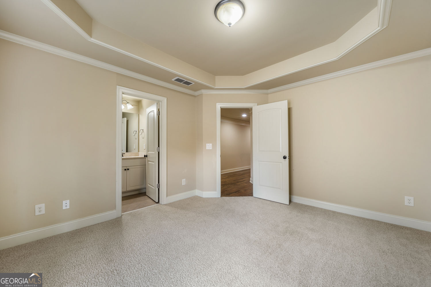 2061 Vicarage Lane