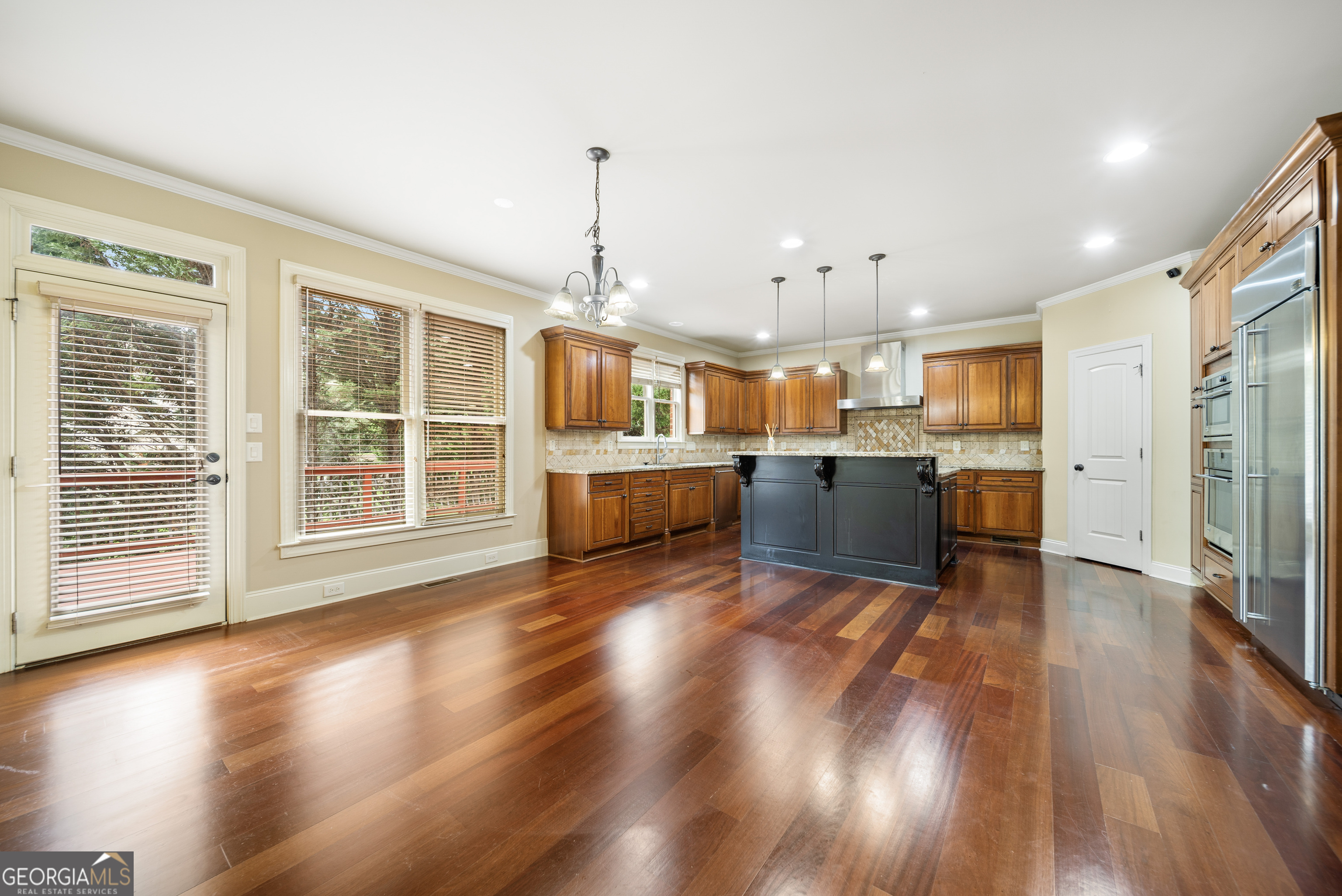 2061 Vicarage Lane