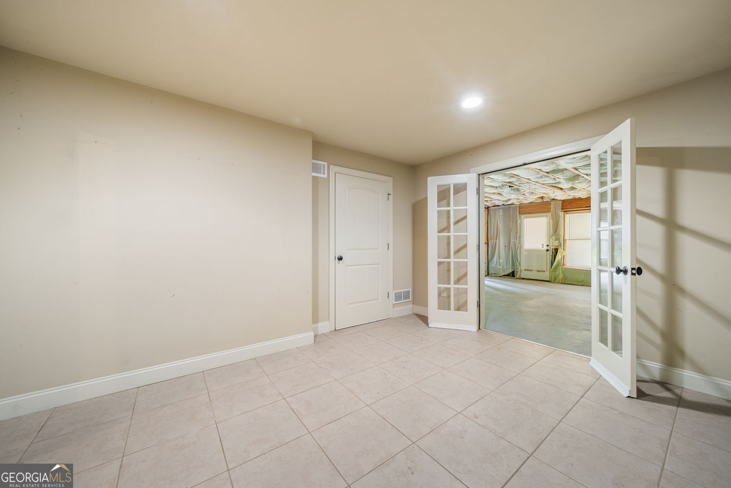 2061 Vicarage Lane