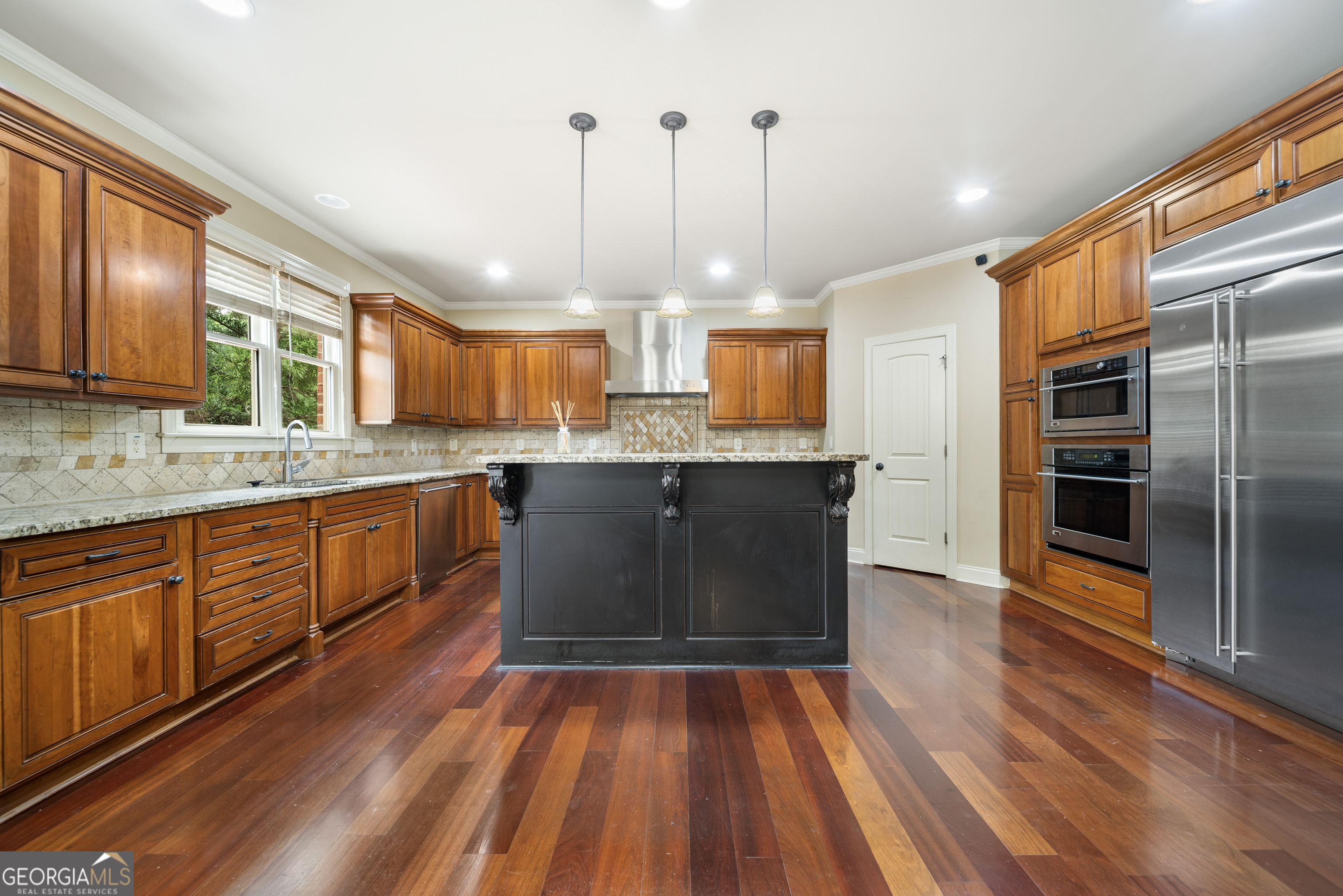 2061 Vicarage Lane