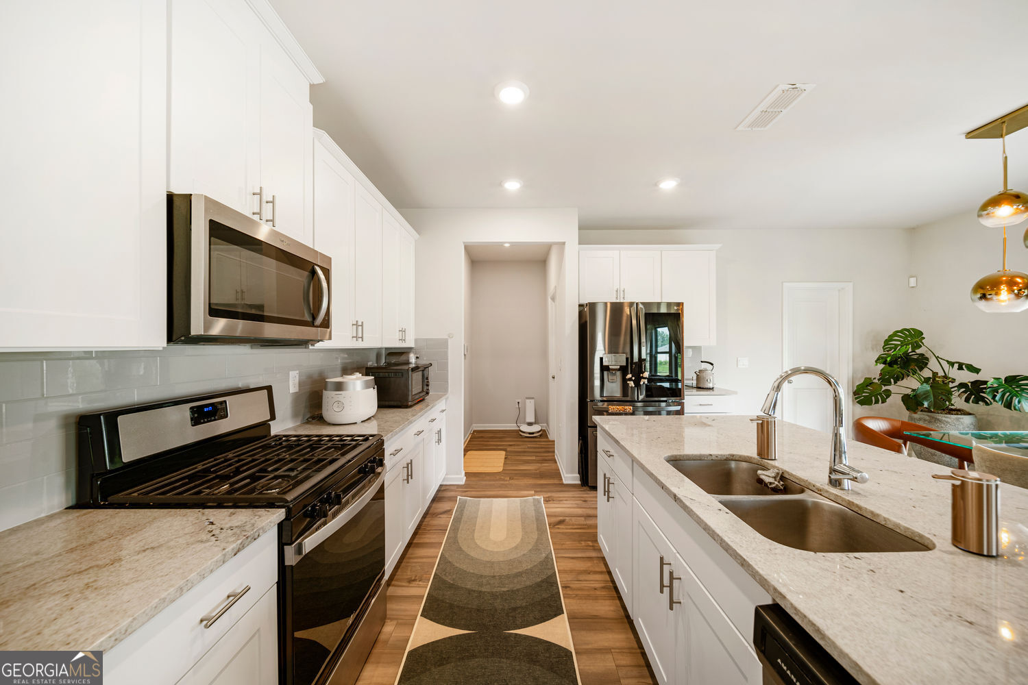 4720 Dufour Drive