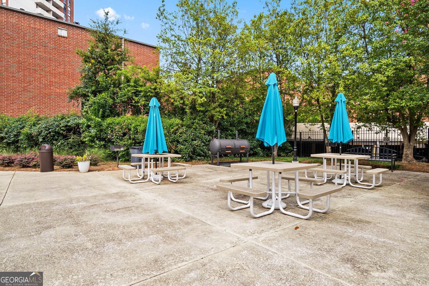 375 NE Ralph Mcgill Boulevard NE # 1402