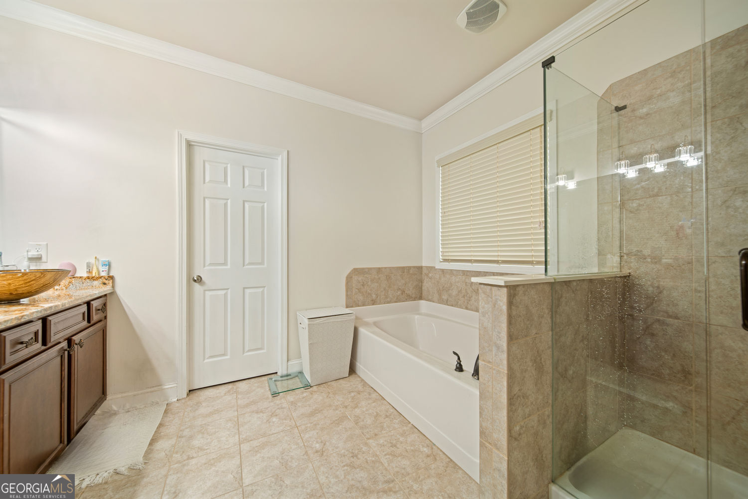 1867 Willoughby Drive, Buford