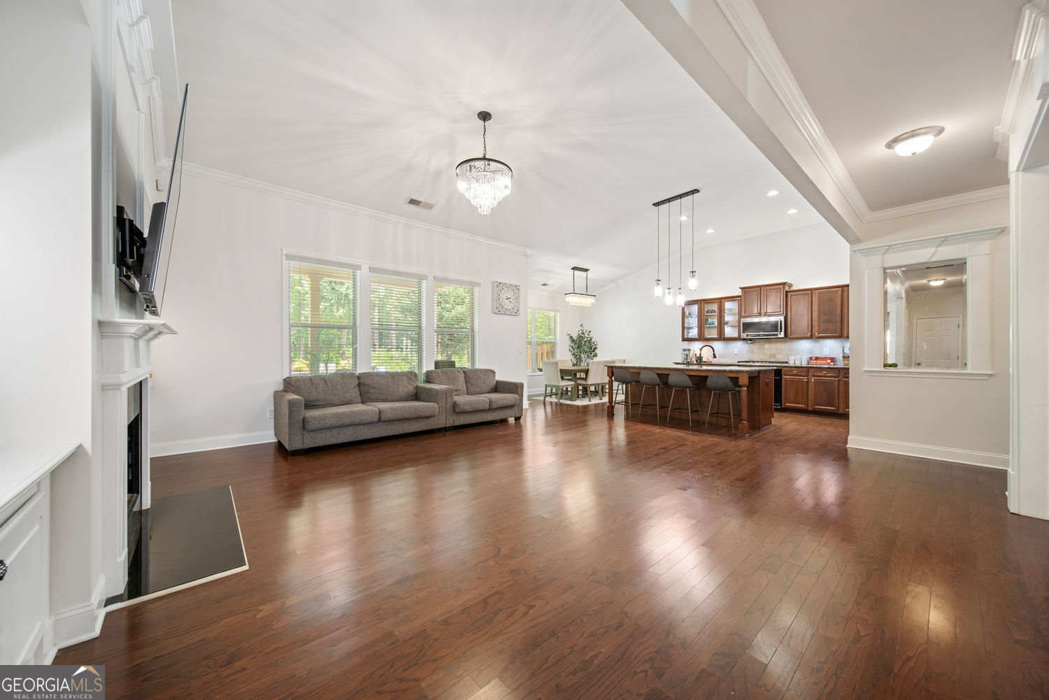 1867 Willoughby Drive, Buford