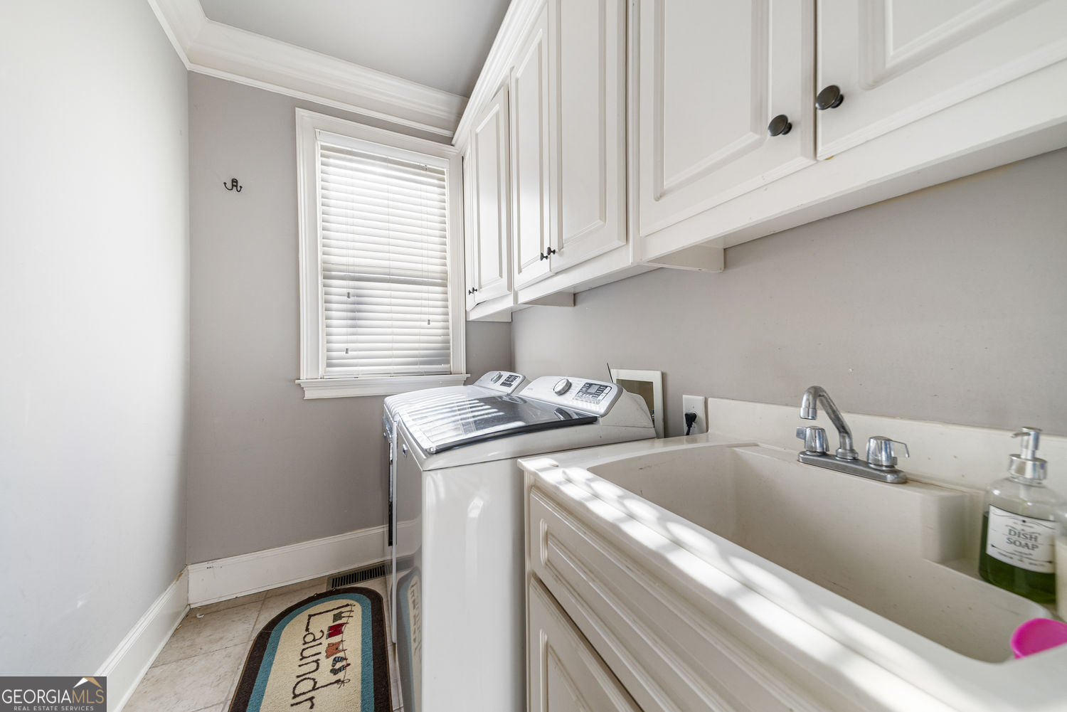 585 Settles Brook Court