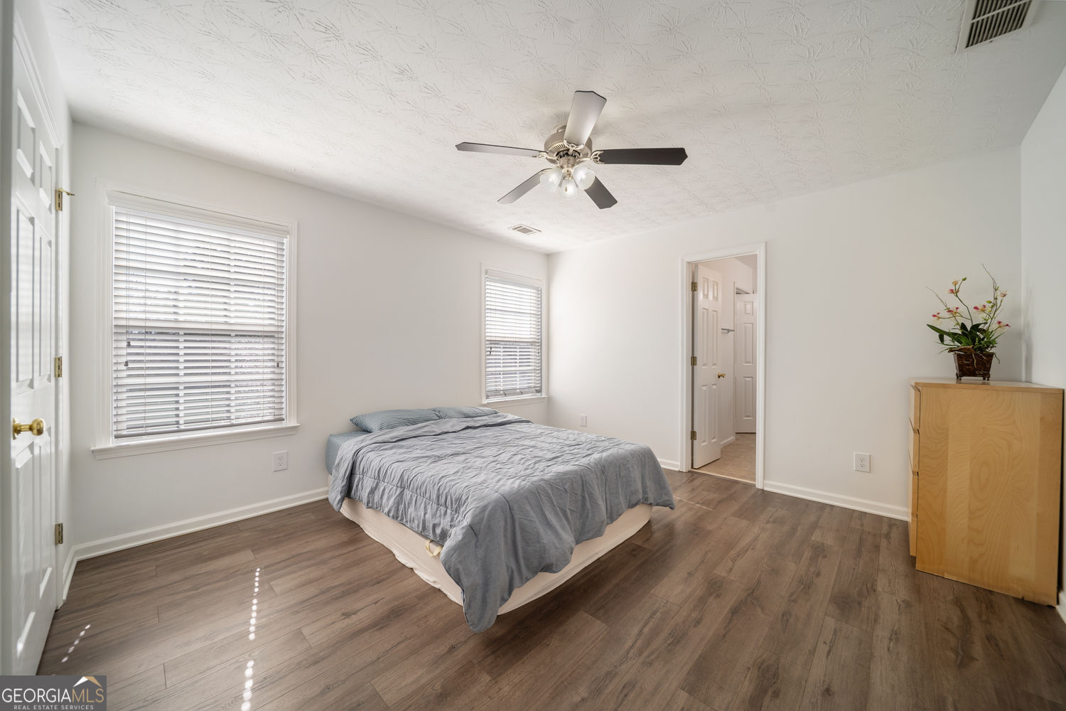 2461 Lance Ridge Way