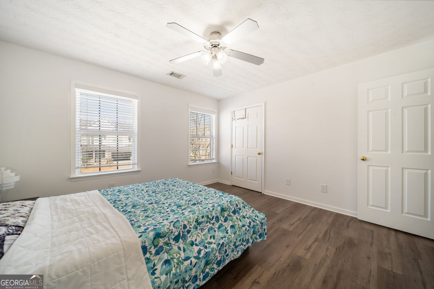 2461 Lance Ridge Way