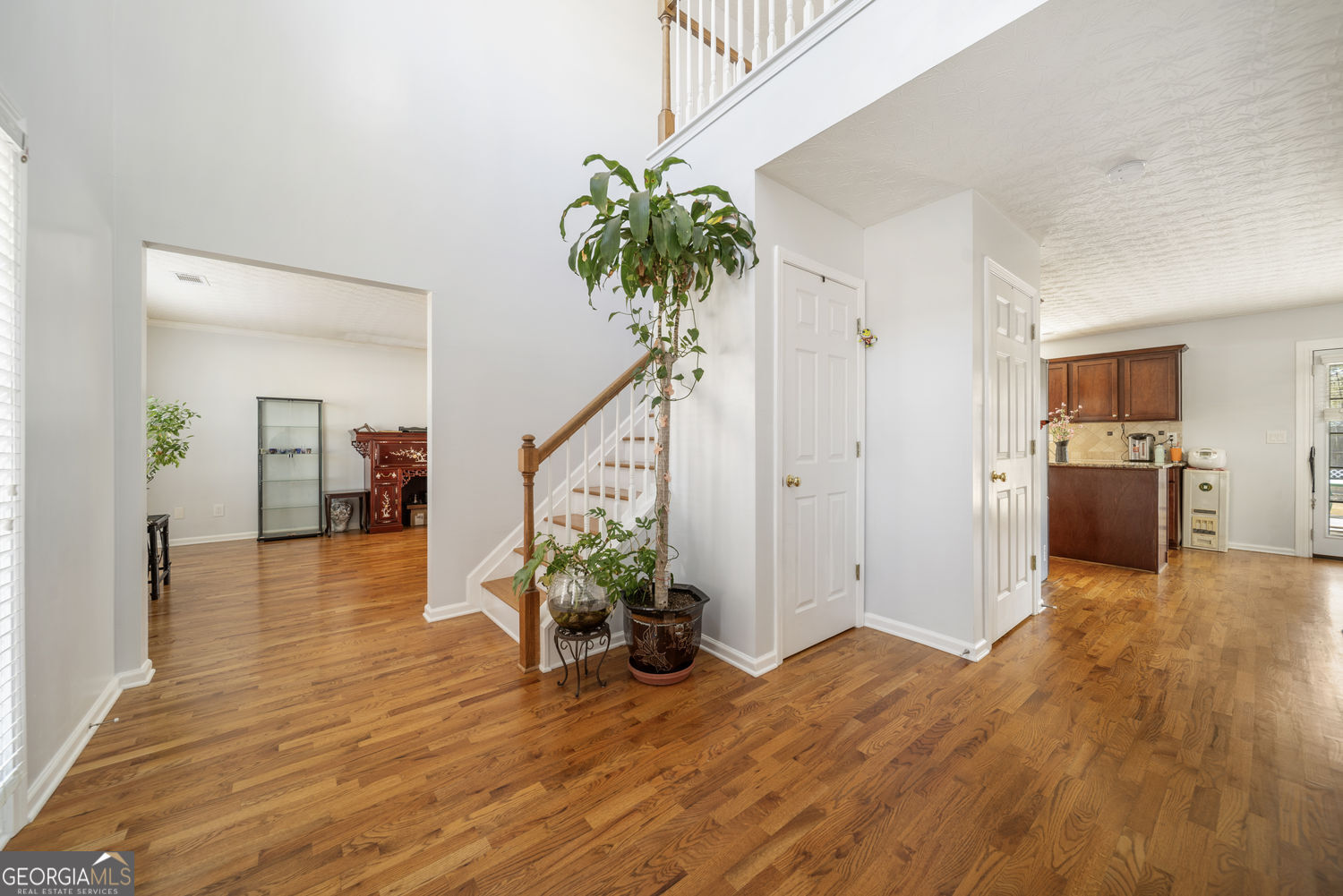 2461 Lance Ridge Way