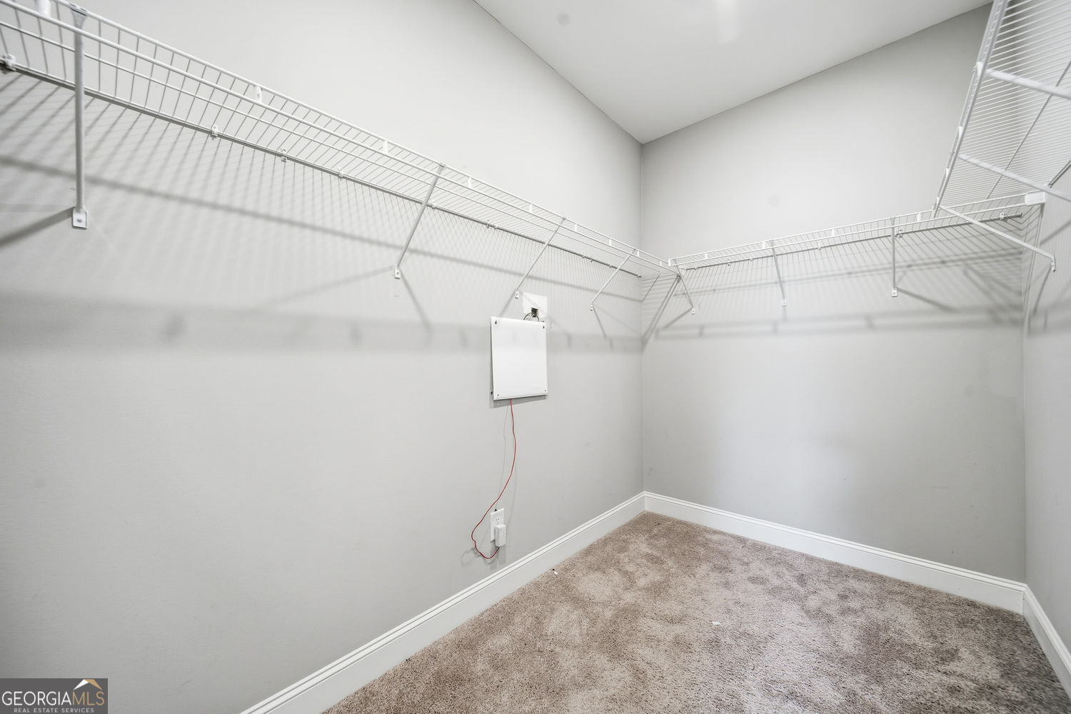 1763 Stone Hedge Drive NW