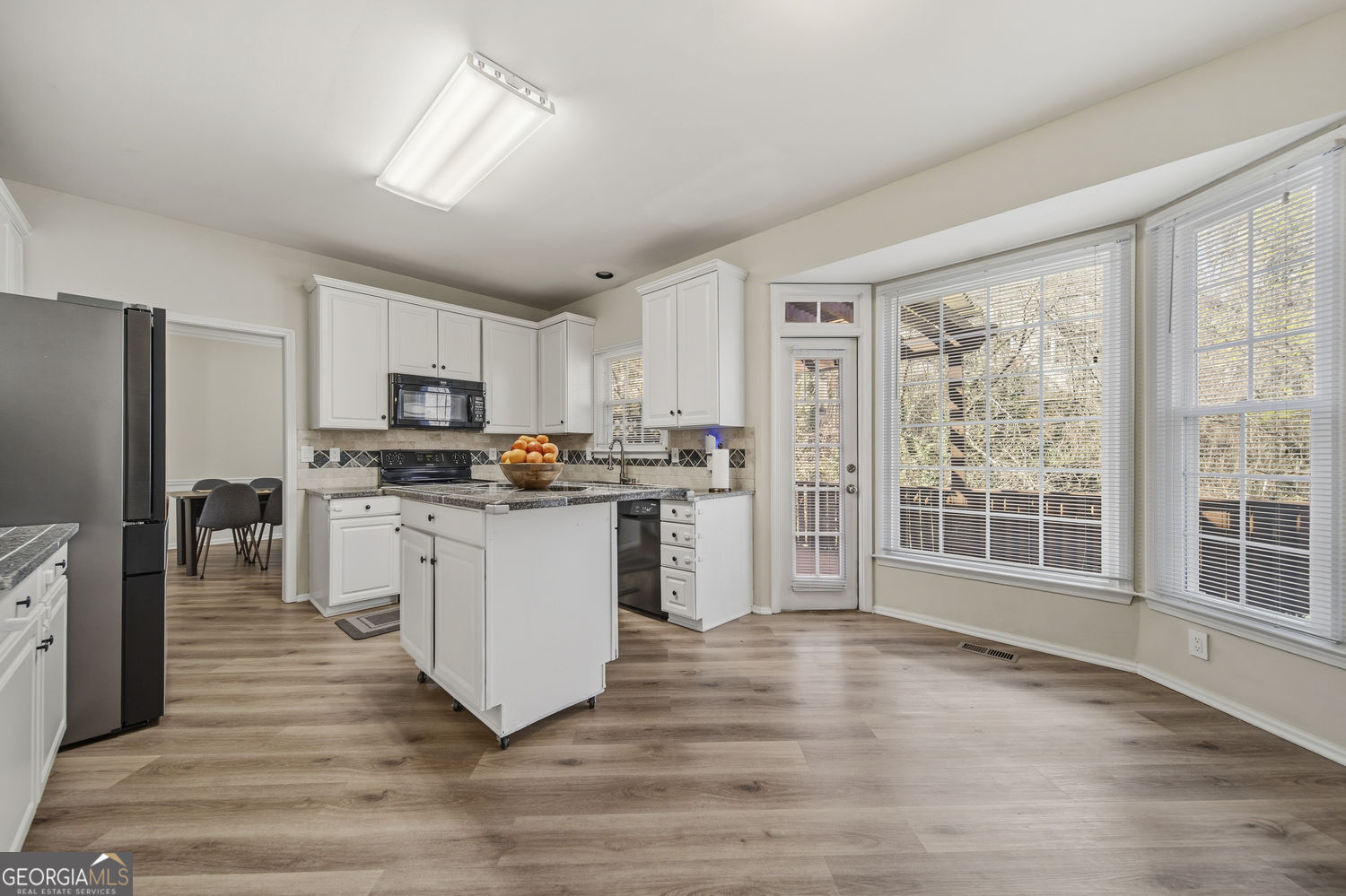 3325 River Summit Trail