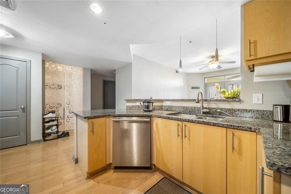 390 17th Street NW # 5009