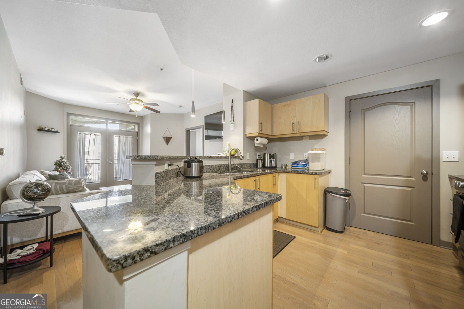 390 17th Street NW # 5009