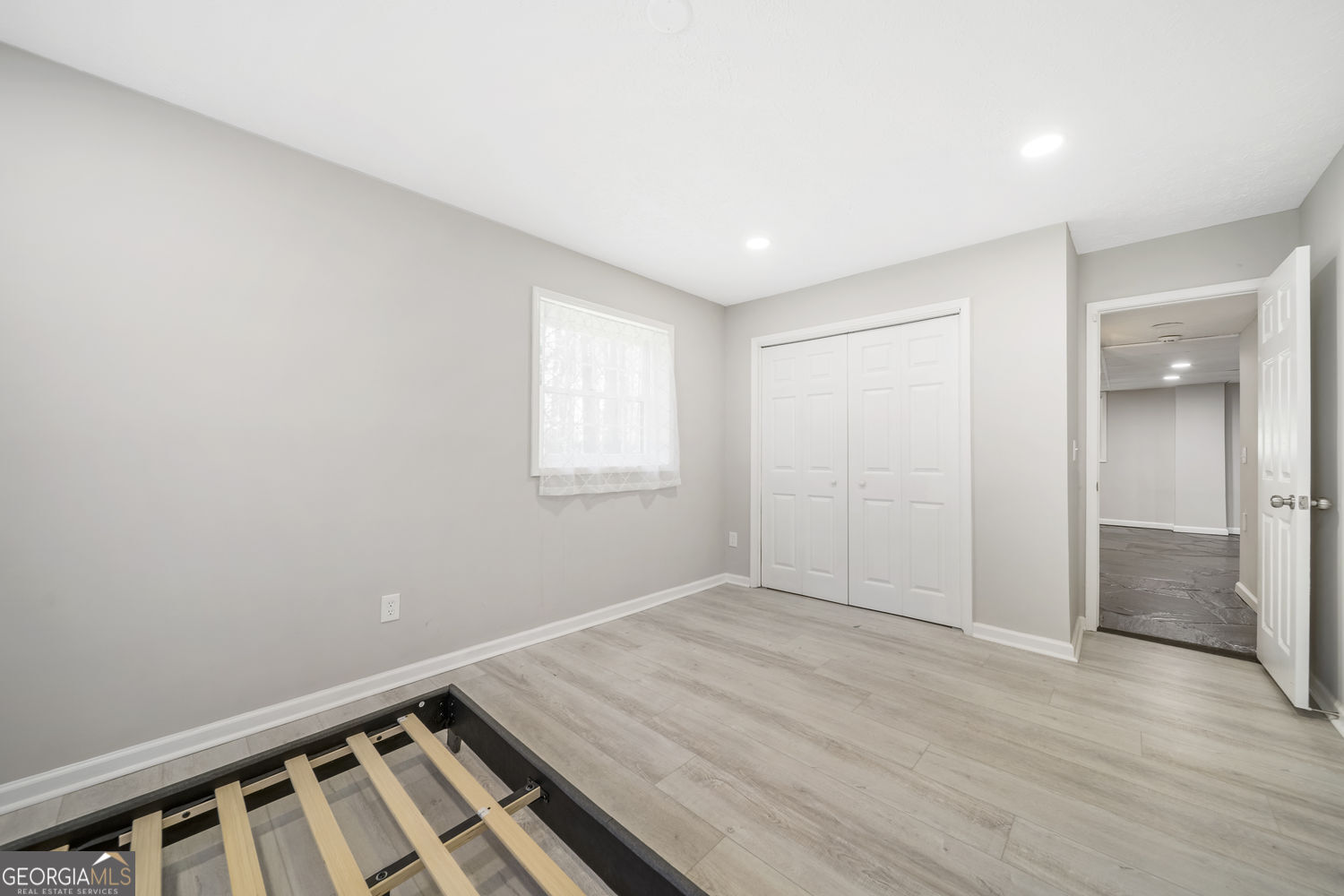 1296 Mohawk Drive NW