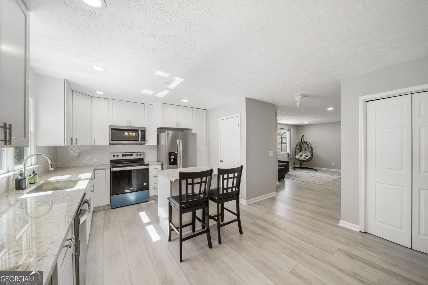 1296 Mohawk Drive NW