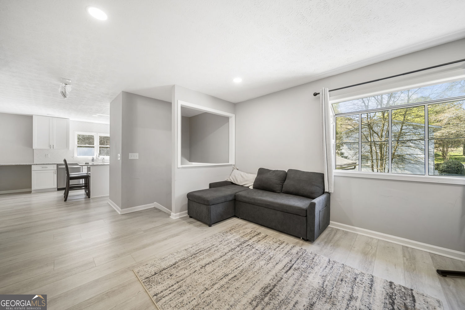 1296 Mohawk Drive NW