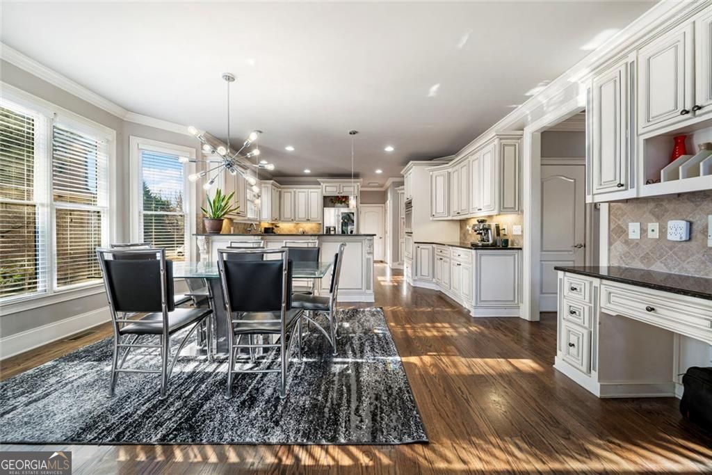 585 Settles Brook Court