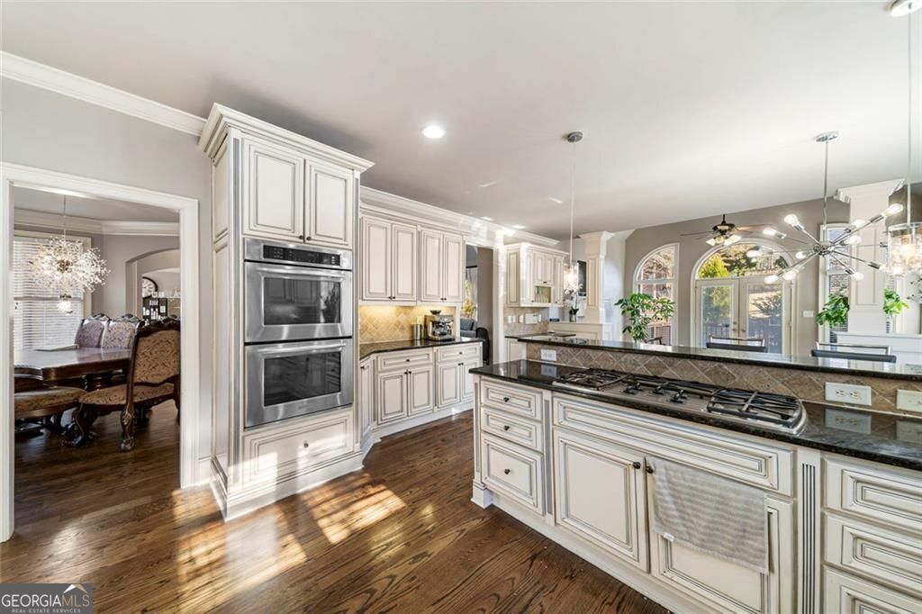 585 Settles Brook Court